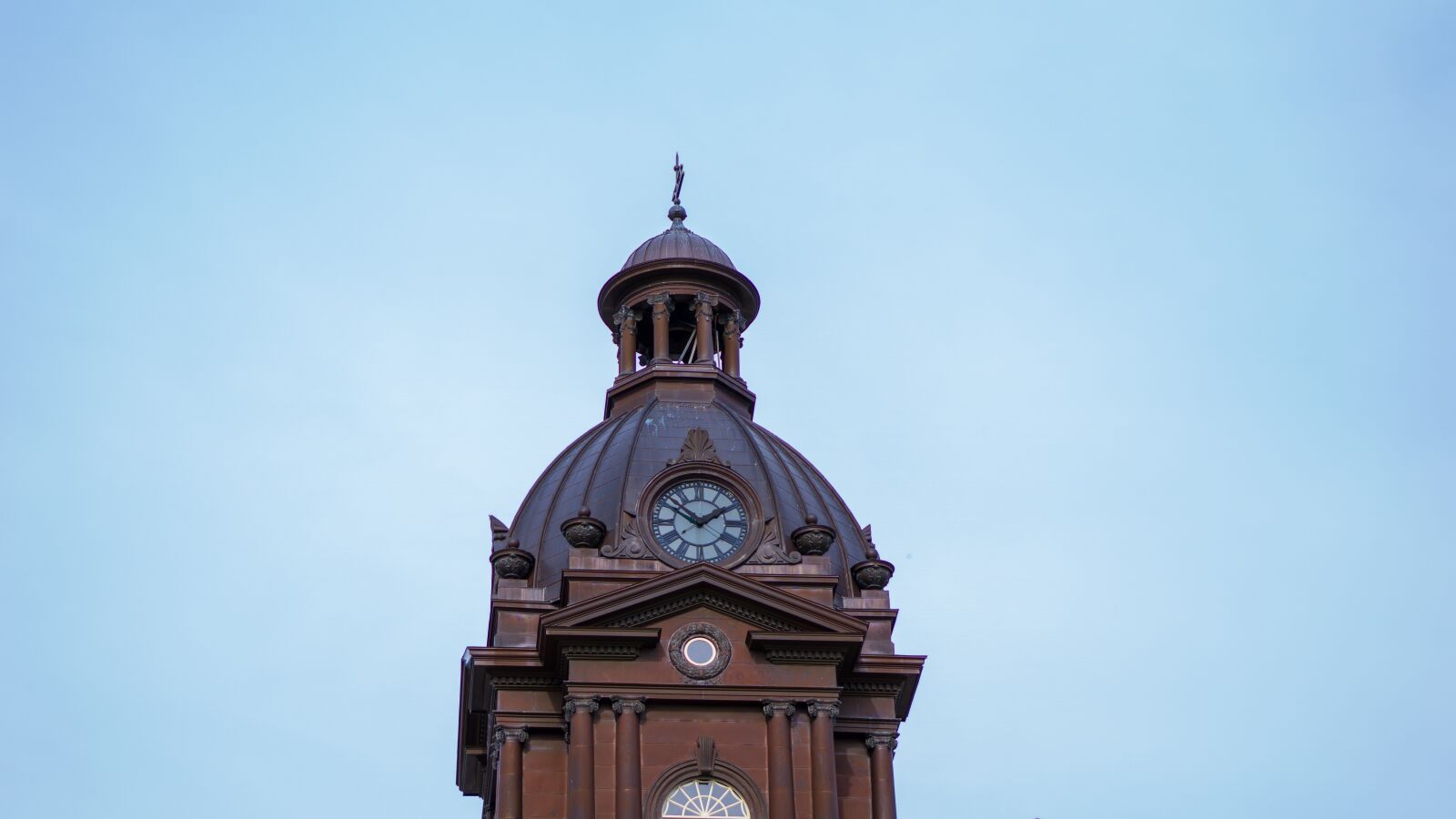 E 50mm F1.8 OSS sample photo. Tower, clock, monument photography