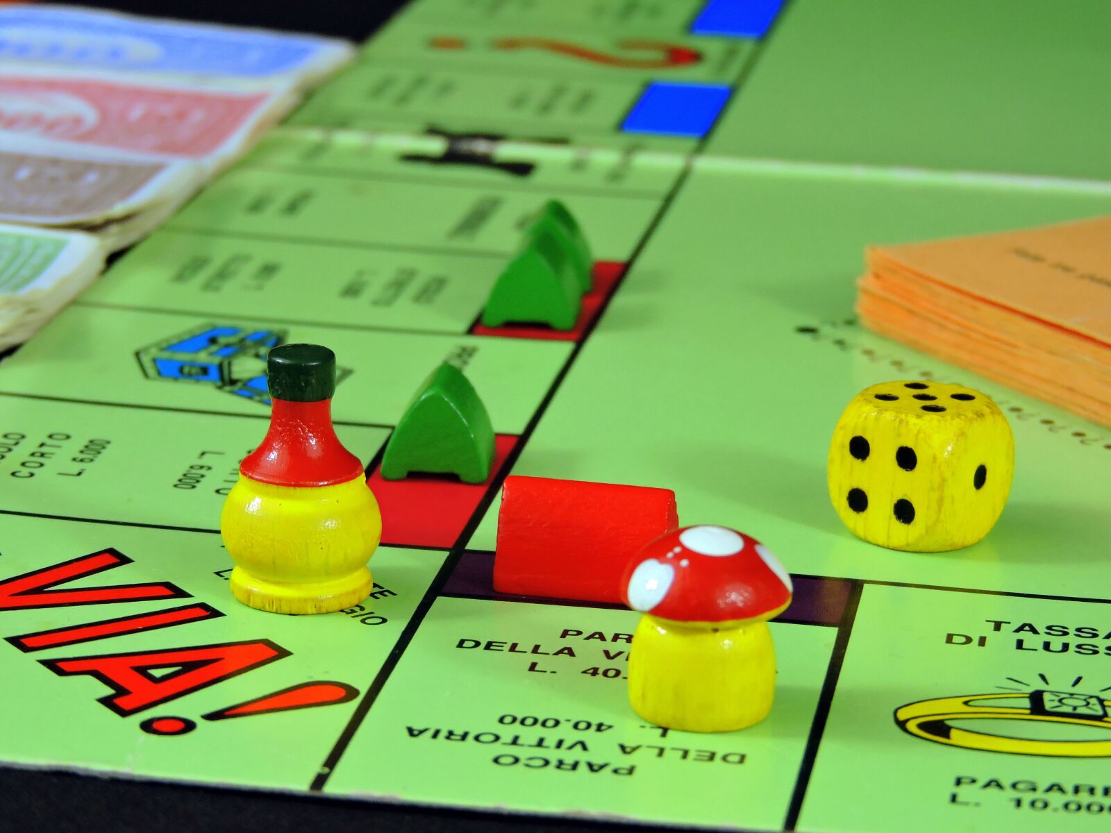 Nikon Coolpix P600 sample photo. Play, board game, monopoly photography