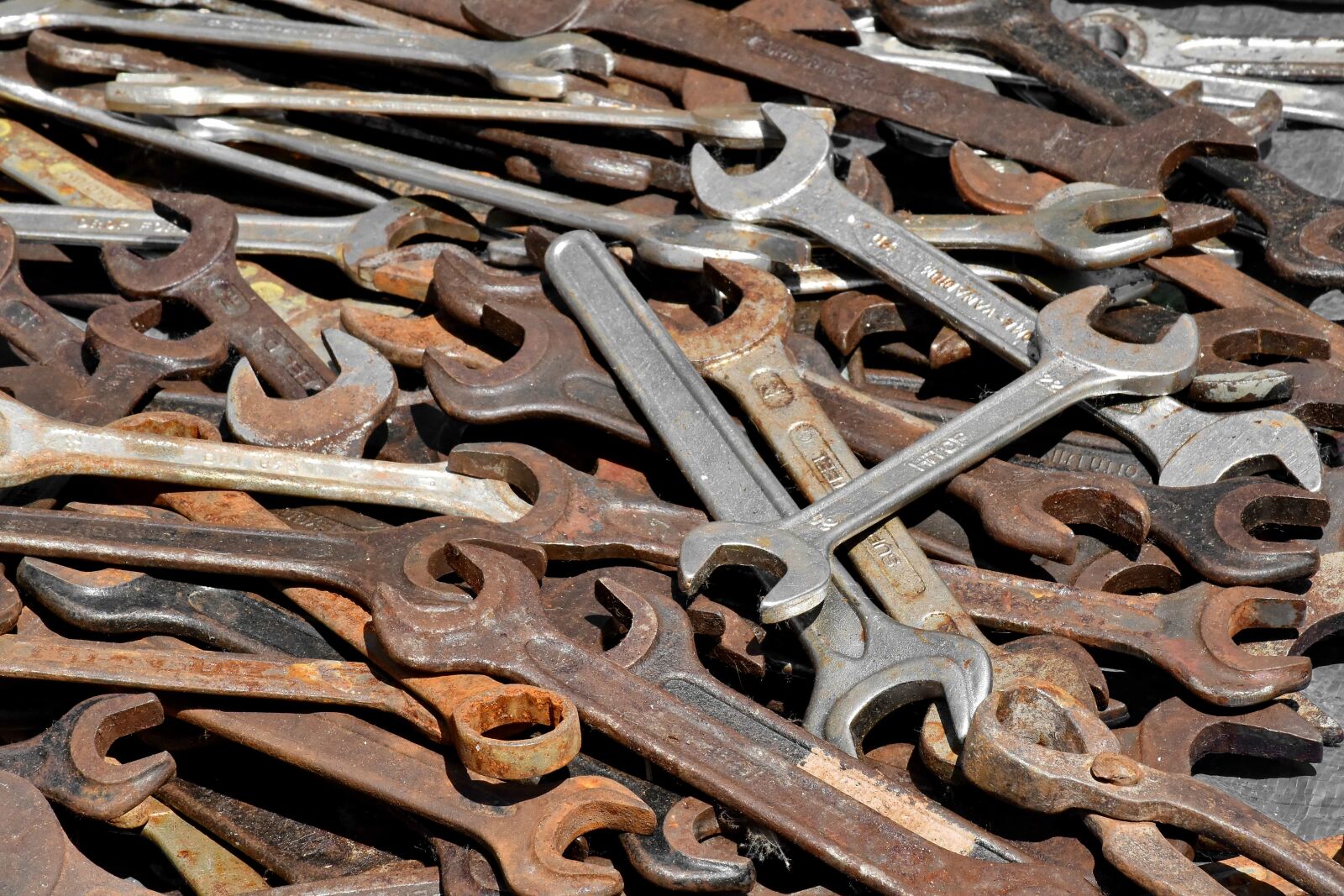 Nikon D5500 sample photo. Hand tool, tool, wrench photography