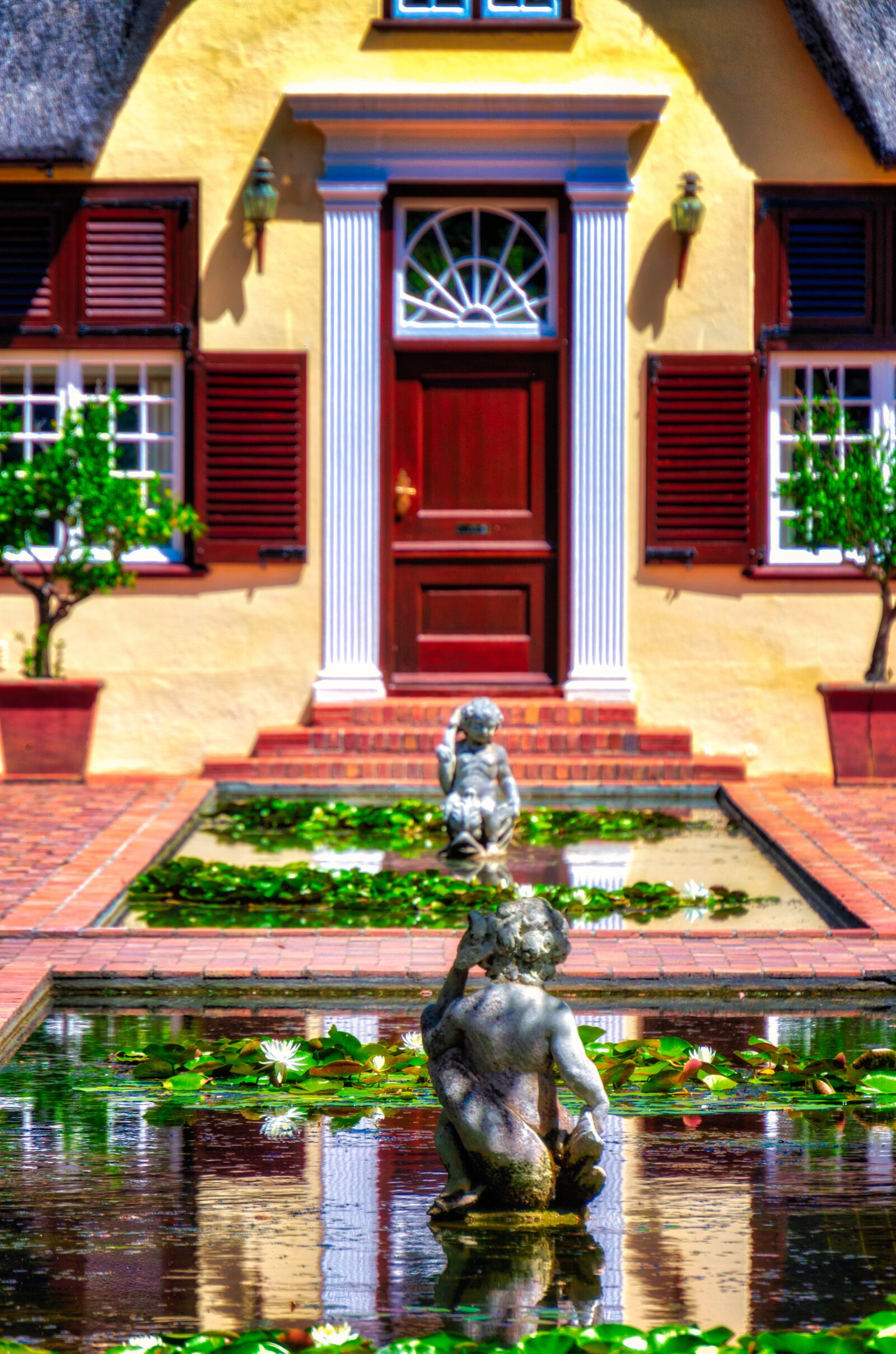 Nikon D7000 sample photo. Building, reflection, ponds photography