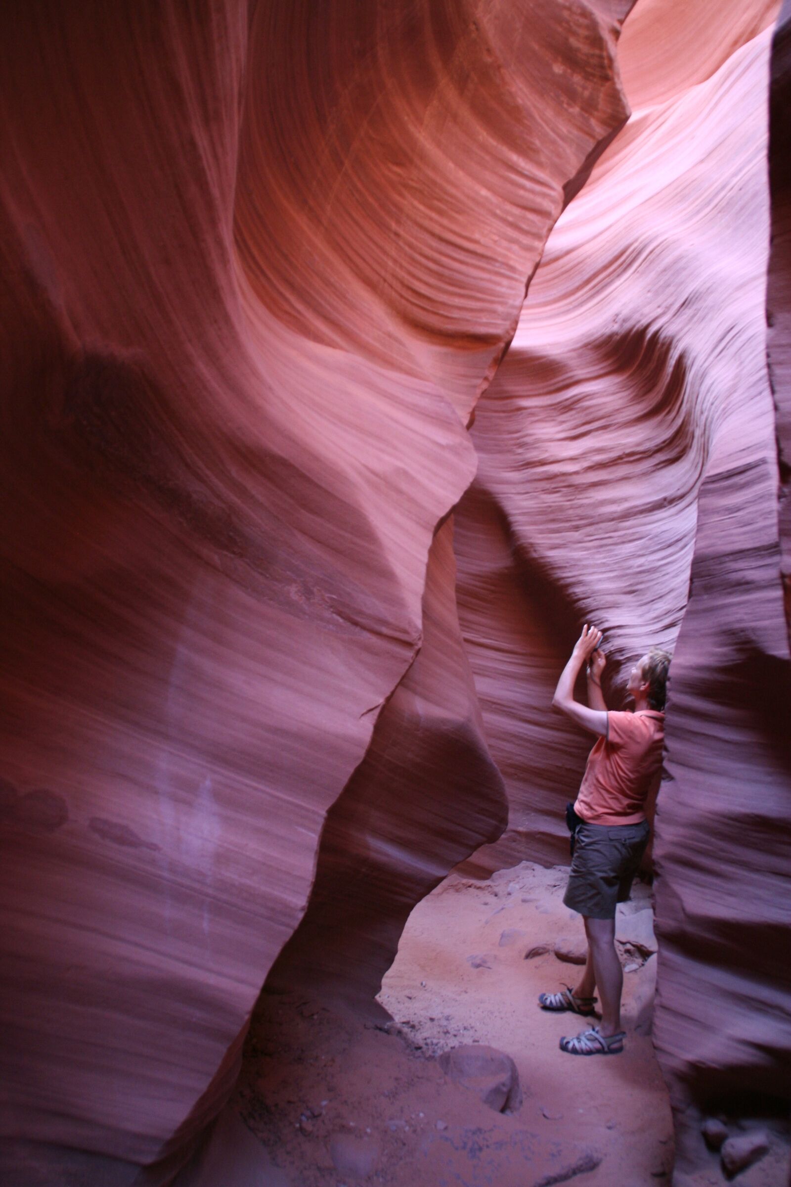 Canon EOS 350D (EOS Digital Rebel XT / EOS Kiss Digital N) sample photo. Antelope canyon, utah, gorge photography