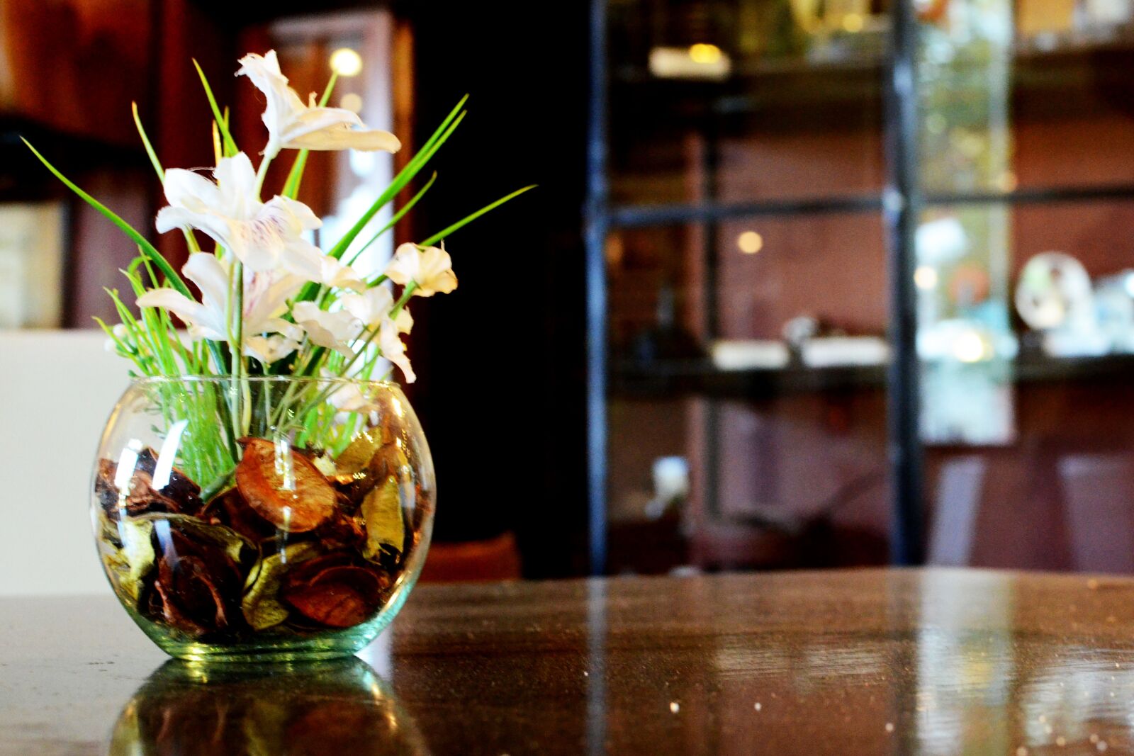 Nikon D7000 sample photo. Flores, decoración, blanco photography