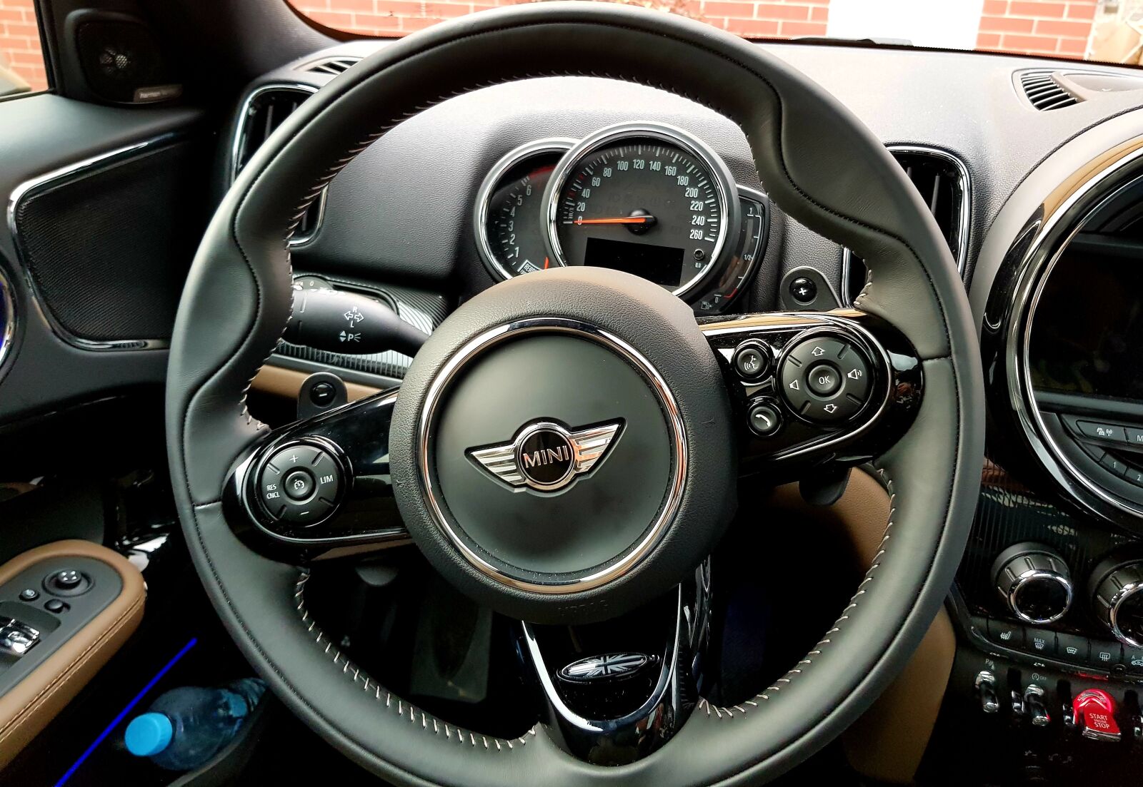 Samsung Galaxy S8 sample photo. Mini, countryman, the interior photography