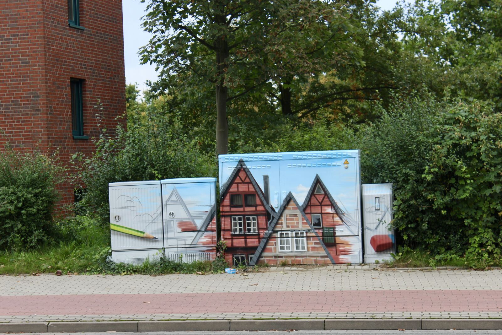 Canon EOS 1200D (EOS Rebel T5 / EOS Kiss X70 / EOS Hi) sample photo. Graffiti, art, design photography