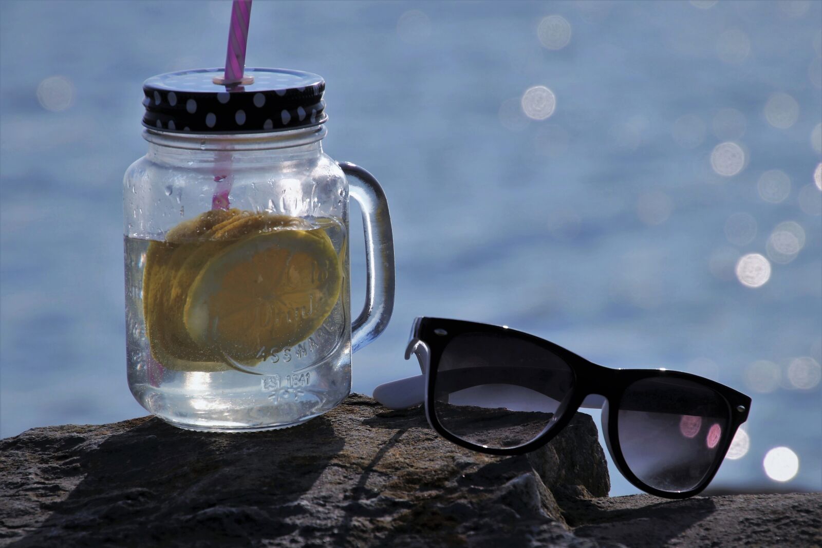 Canon EOS 80D sample photo. Mug, glass, drink photography