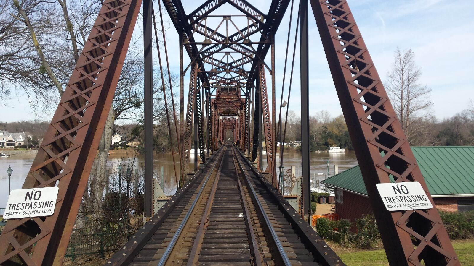 Samsung Galaxy S4 sample photo. Railroad, bridge, railway photography