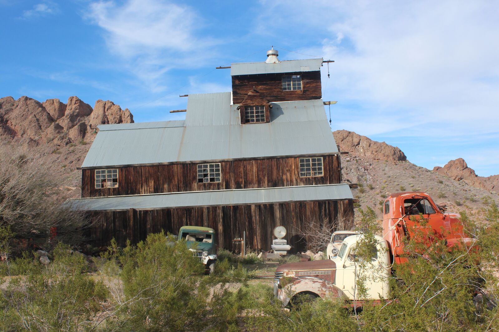 Canon EOS 600D (Rebel EOS T3i / EOS Kiss X5) sample photo. Nelson's landing, nevada, mining photography
