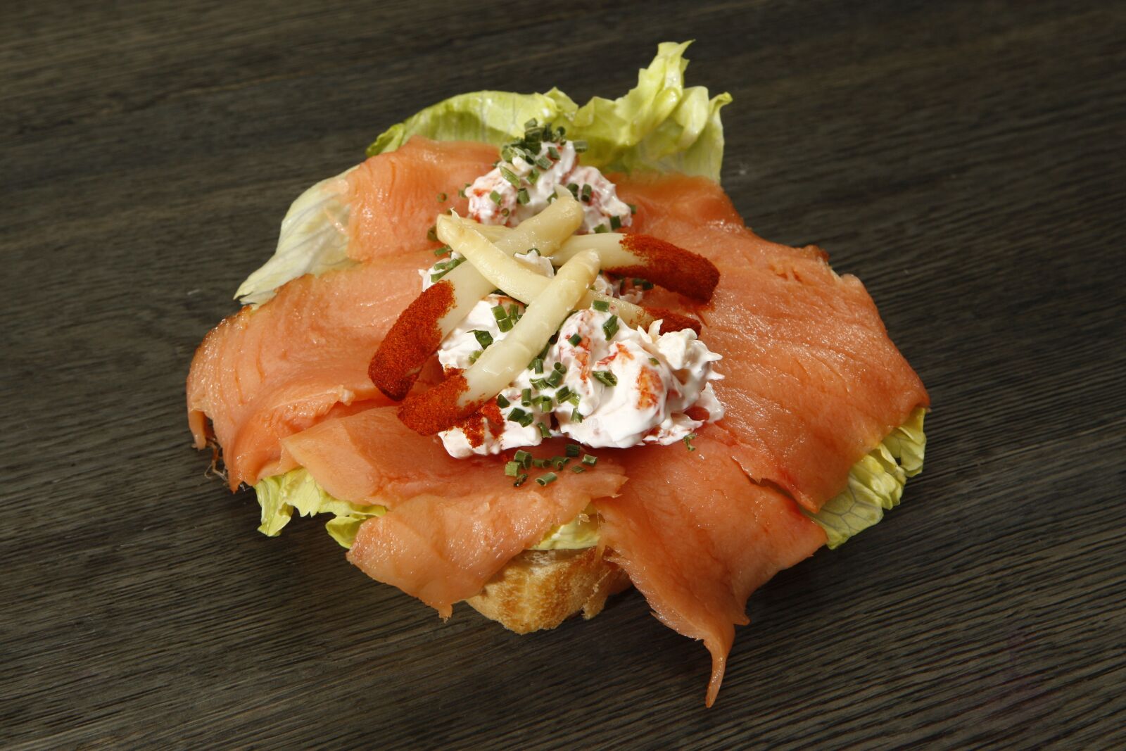 Canon EOS-1D Mark III sample photo. Butter bread, salmon, fresh photography