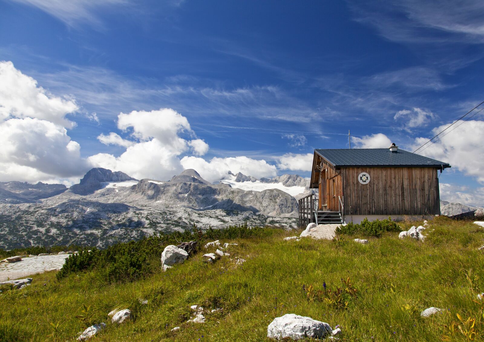 Canon EF 24-105mm F4L IS USM sample photo. Dachstein, alm, alpine hut photography