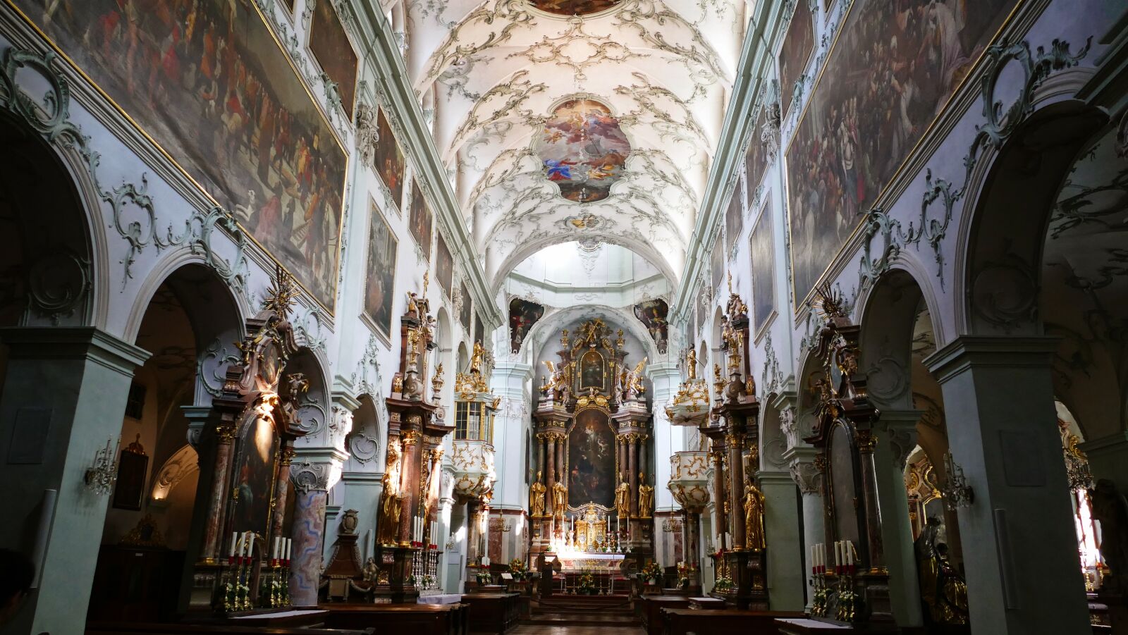 Panasonic Lumix DMC-FZ1000 sample photo. Church, salzburg, historic center photography