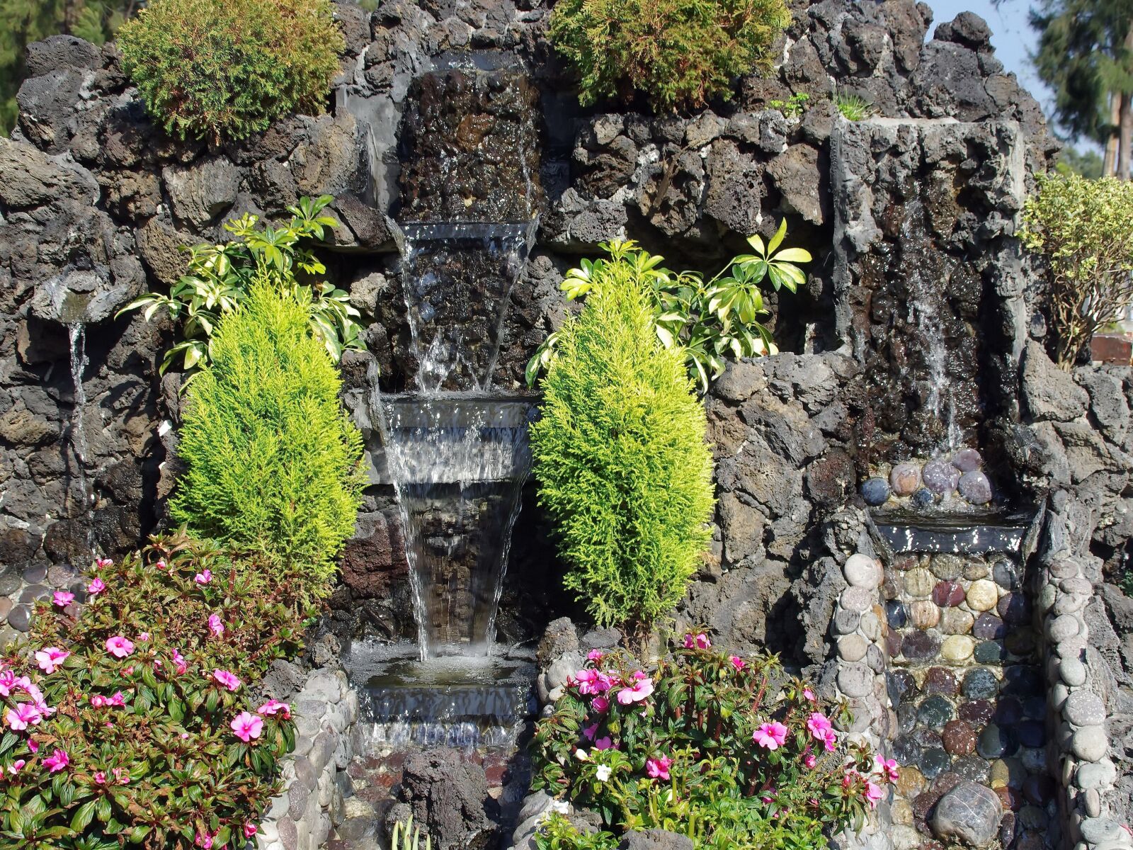 Pentax K-5 sample photo. Mexico, fountain, washbasin photography