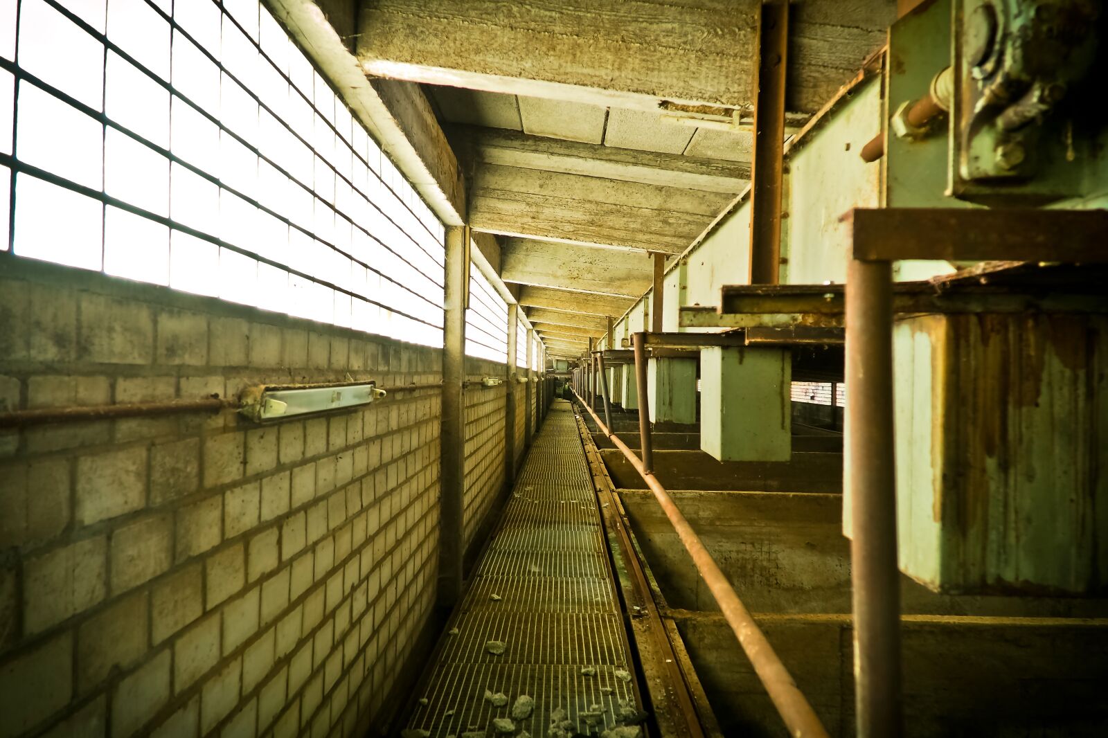 Olympus OM-D E-M10 sample photo. Lost places, factory, old photography