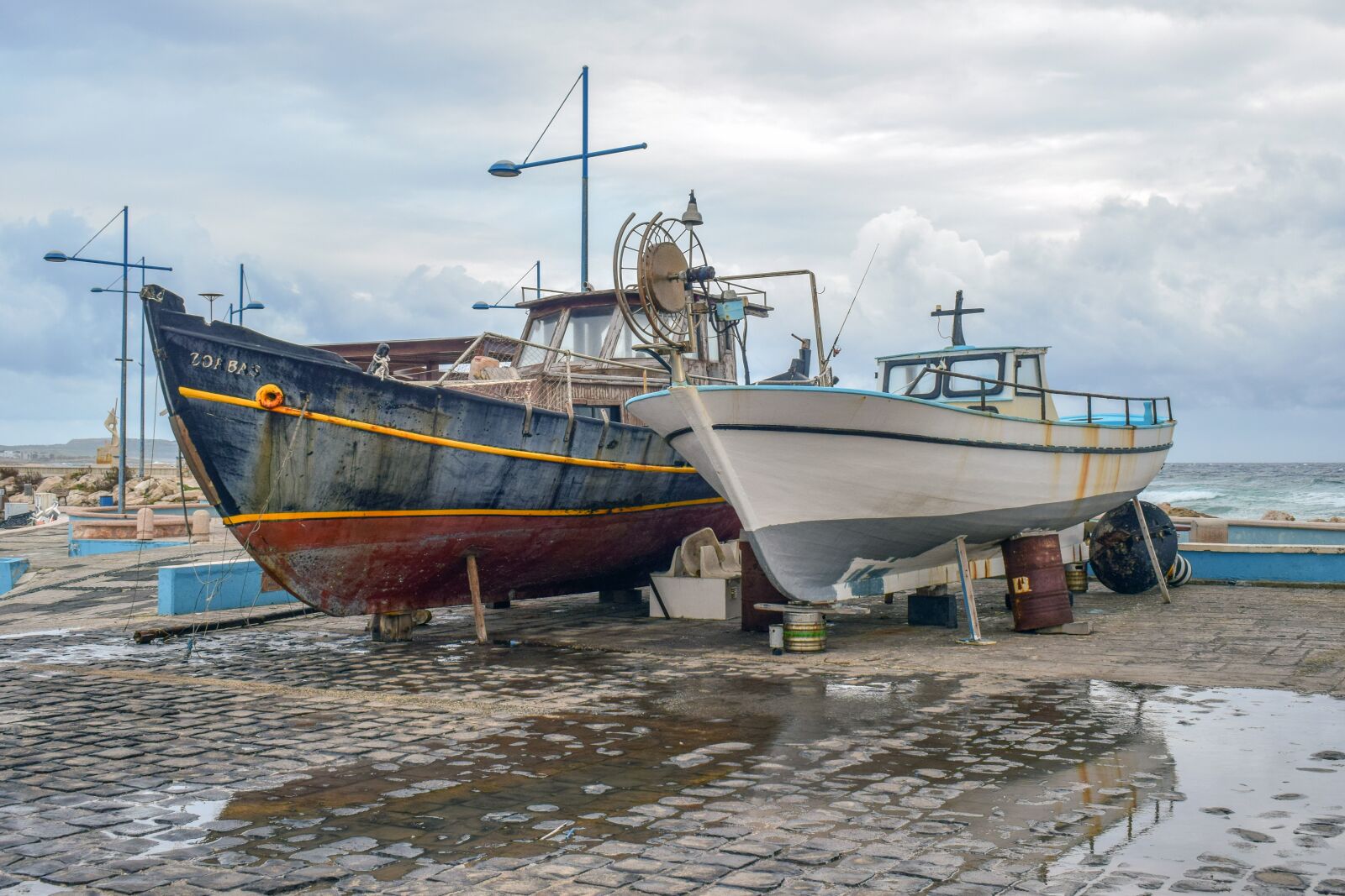 Nikon D3300 sample photo. Boats, grounded, wooden photography