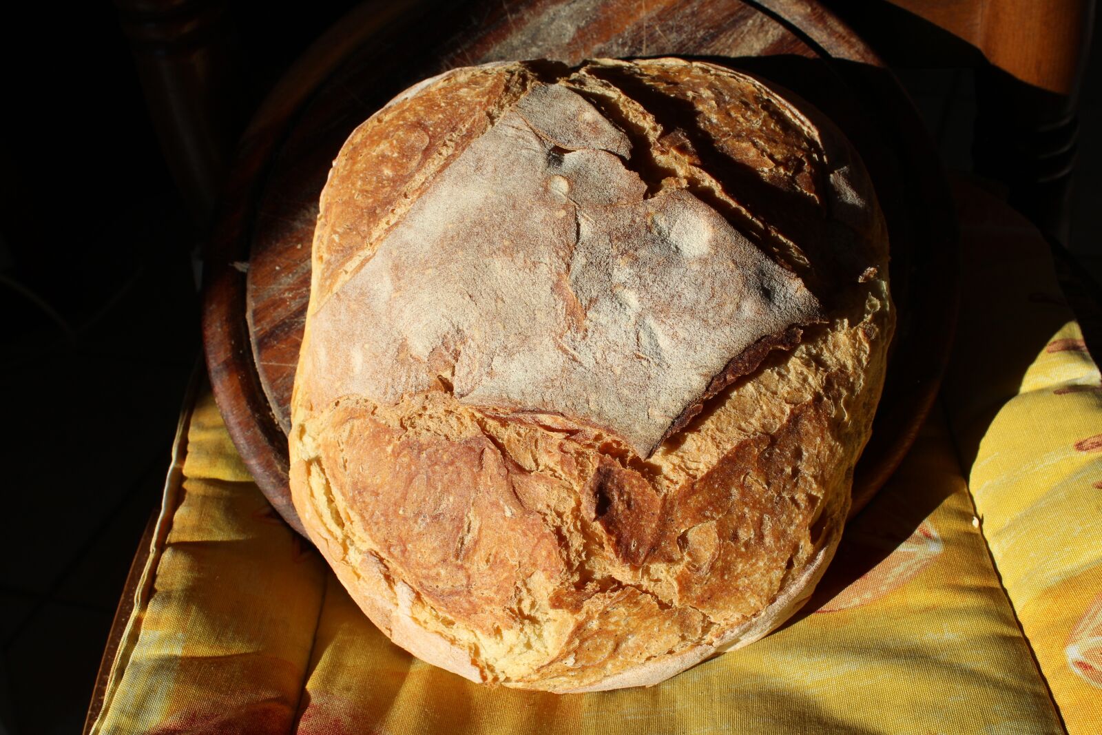 Canon EOS 1200D (EOS Rebel T5 / EOS Kiss X70 / EOS Hi) sample photo. Bread, loaf, pane di photography