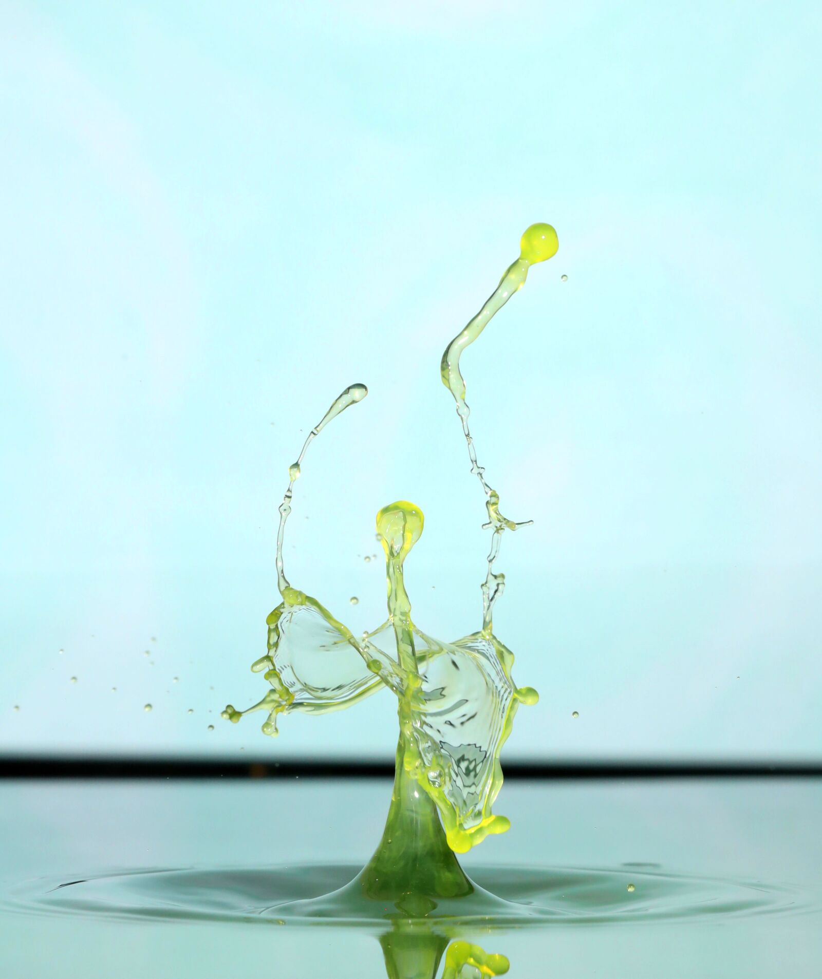 Canon EOS R sample photo. Water drop, yellow, droplet photography