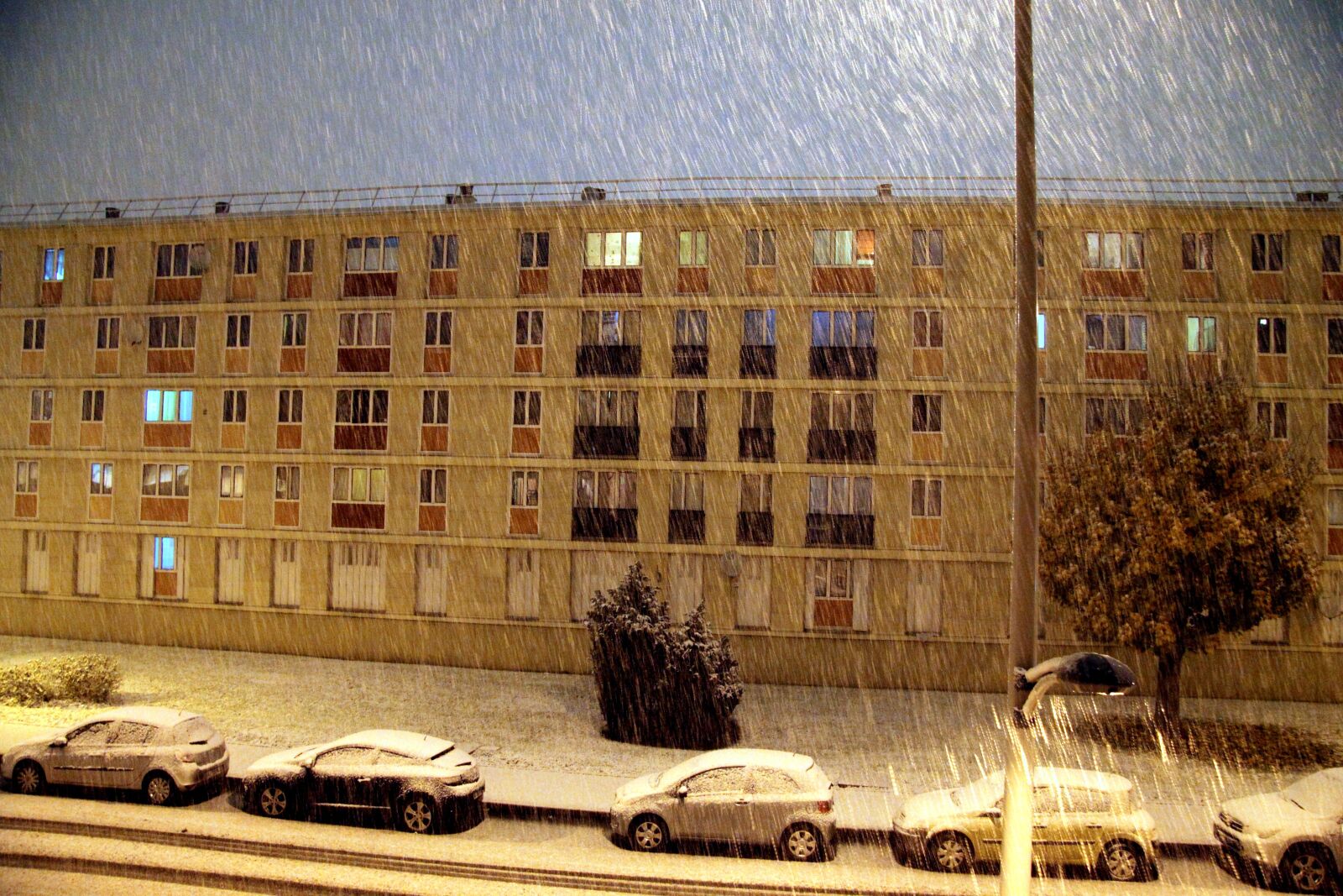 Canon EOS 50D sample photo. Sarcelles, snow, city photography