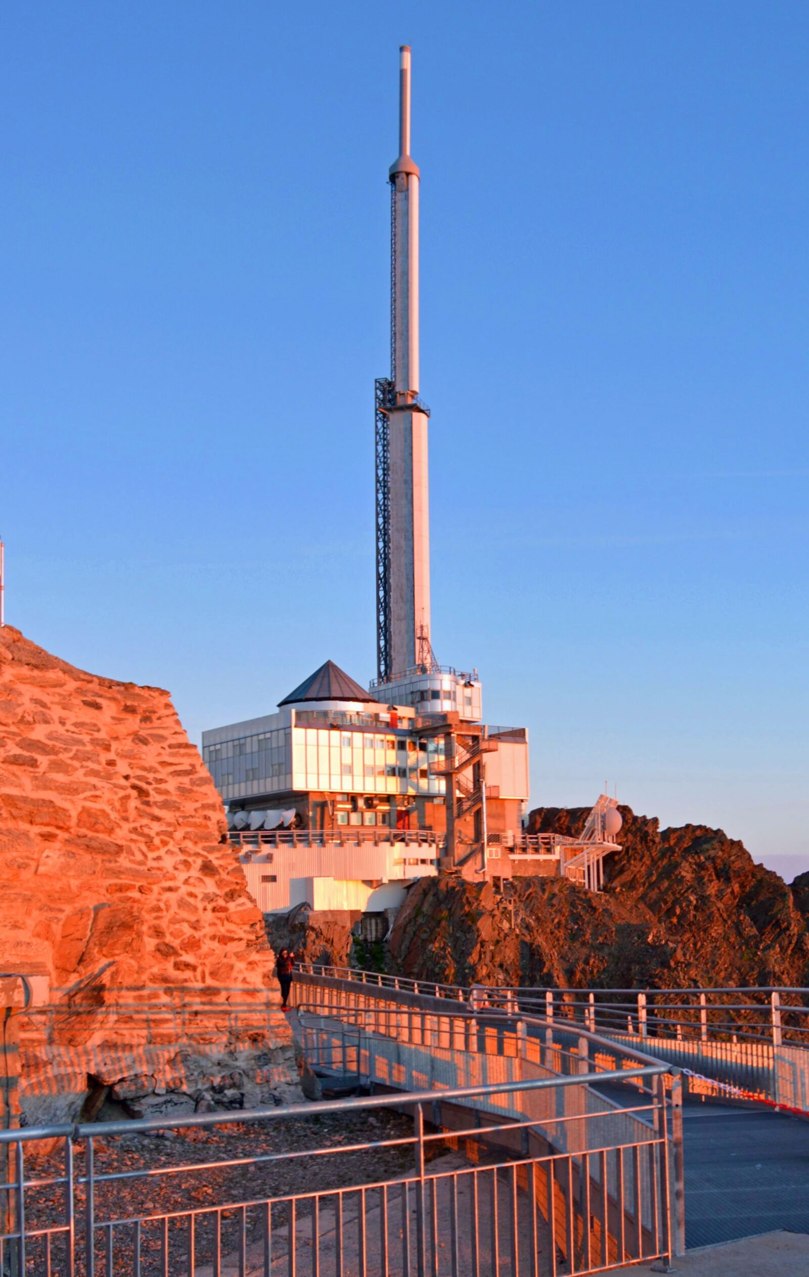 Nikon D5200 sample photo. South peak, antenna, observatory photography