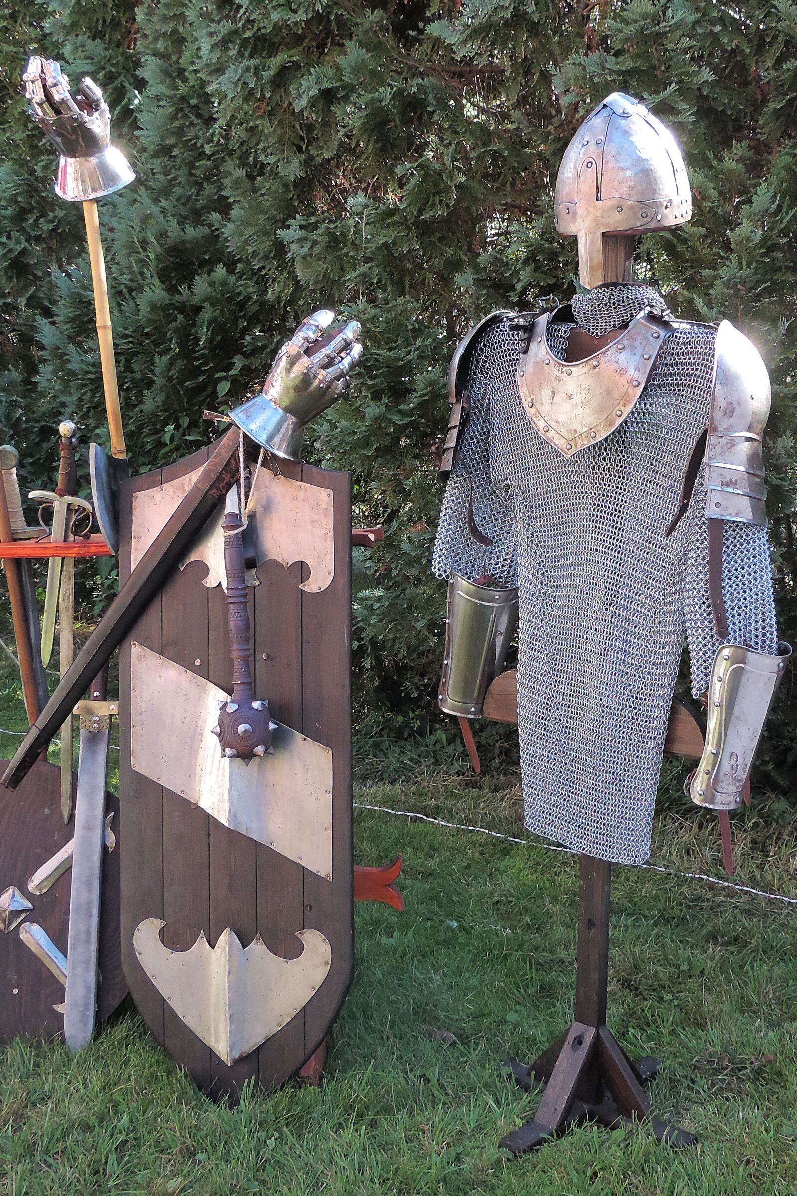 Nikon Coolpix P520 sample photo. Armor, knight, ritterruestung photography