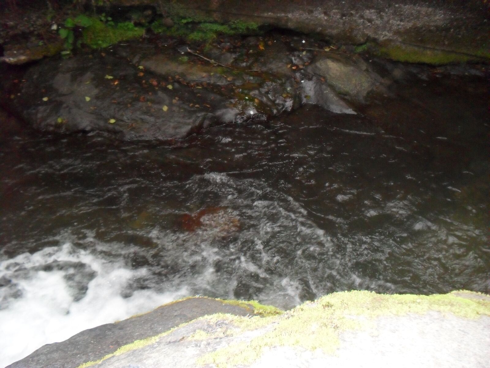 Samsung ES60 / VLUU ES60 /  SL105 /  ES63 sample photo. Waterfall, dd, water photography