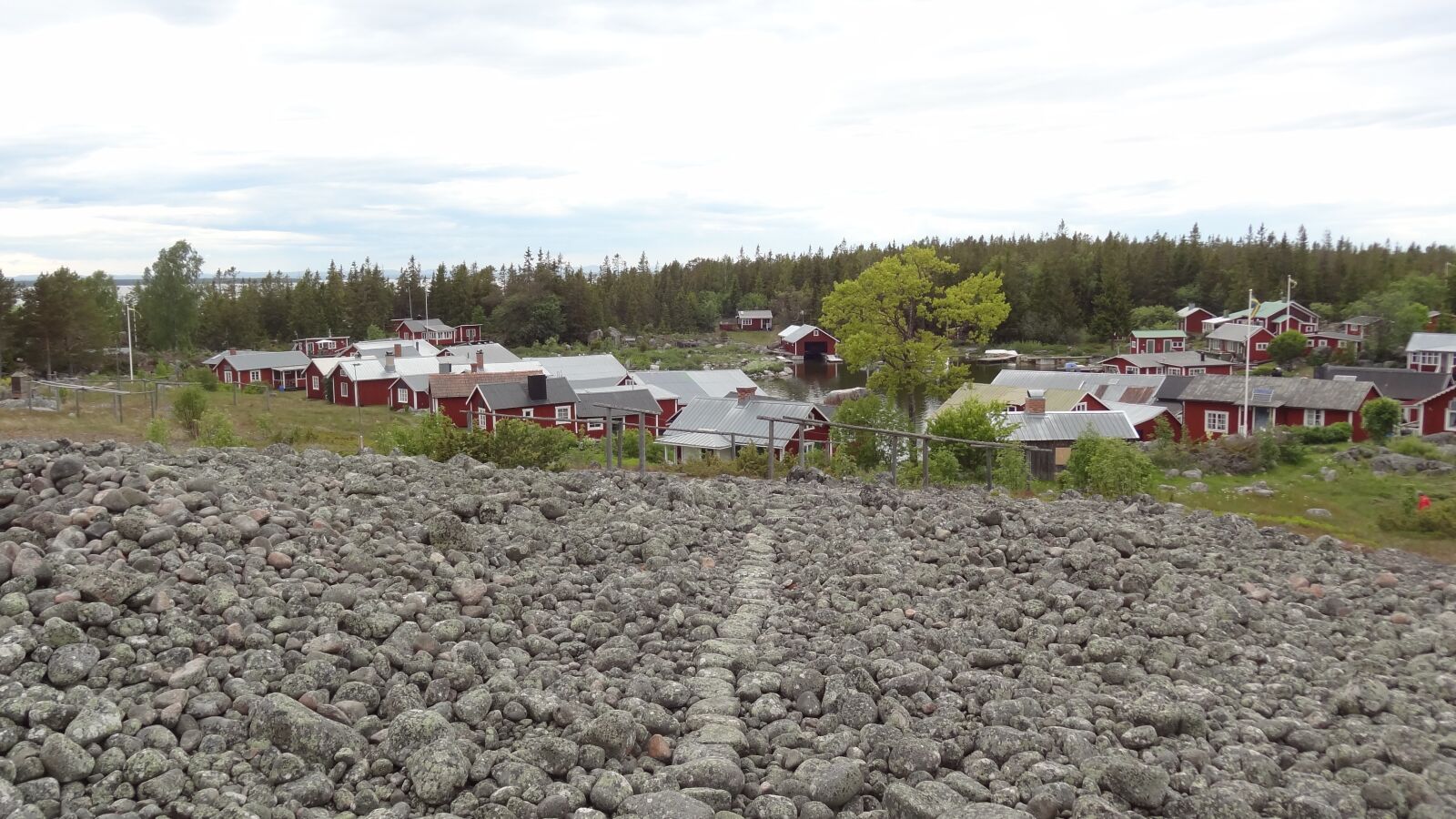 Sony Cyber-shot DSC-HX9V sample photo. S derhamn's archipelago, pr photography