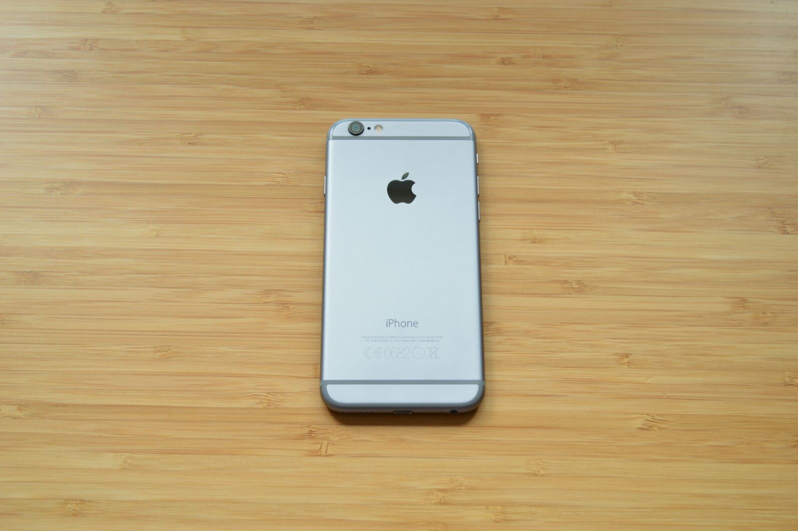 Nikon D3200 sample photo. Apple, back, iphone, iphone, 6 photography