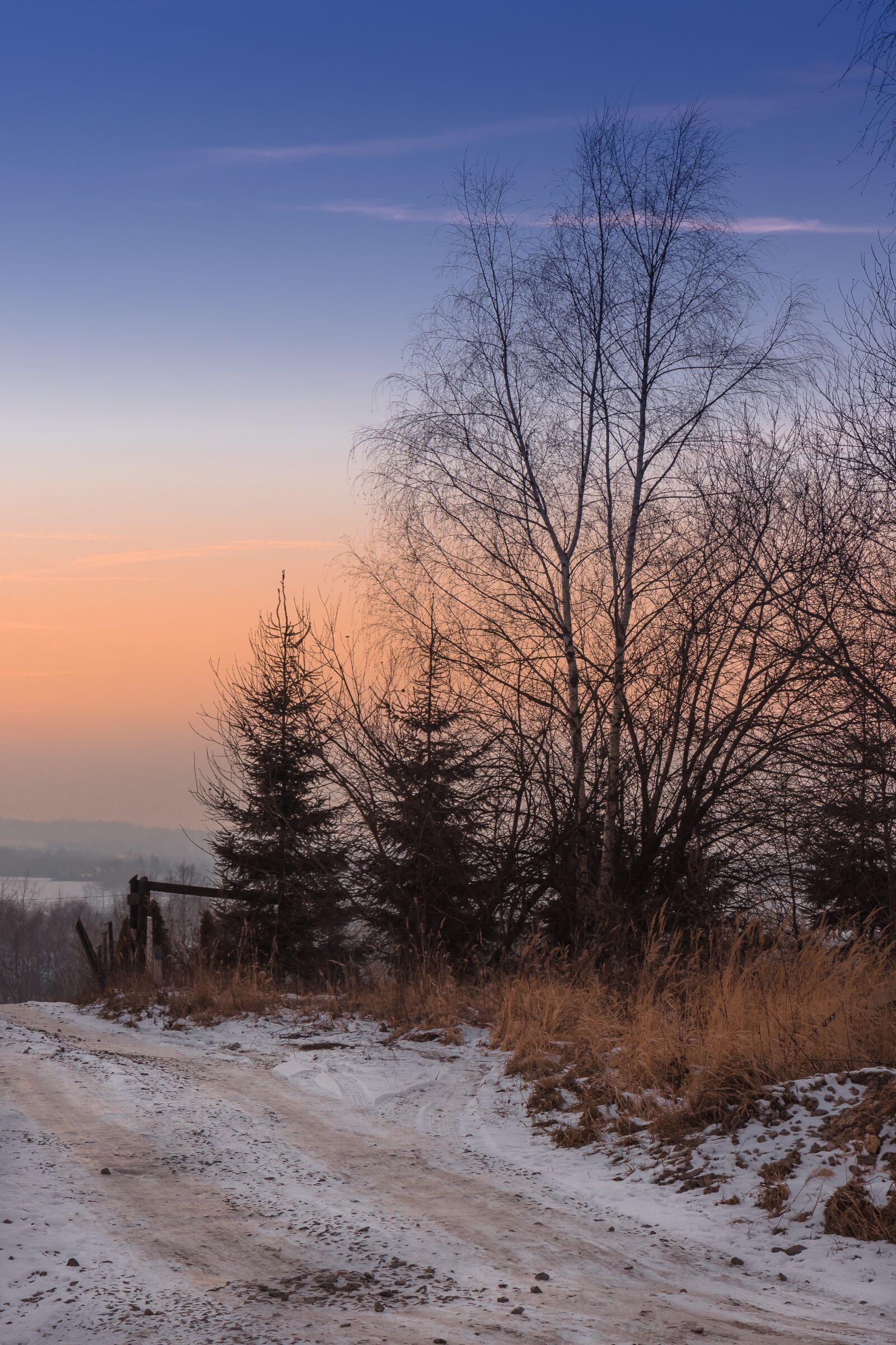 Canon EOS 7D Mark II sample photo. Twilight, sunset, winter landscape photography