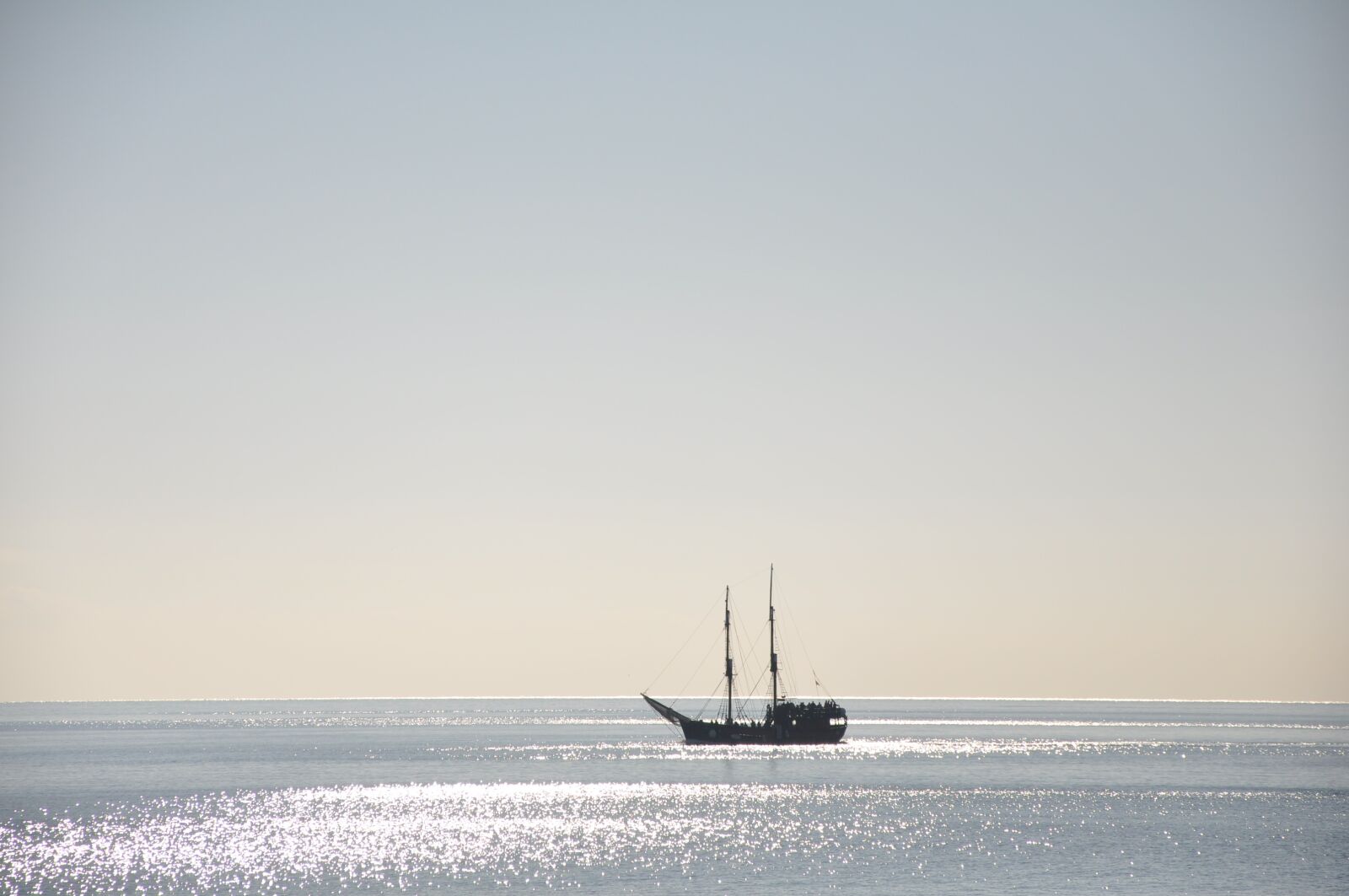 Nikon D90 sample photo. Boat, beach, sea photography