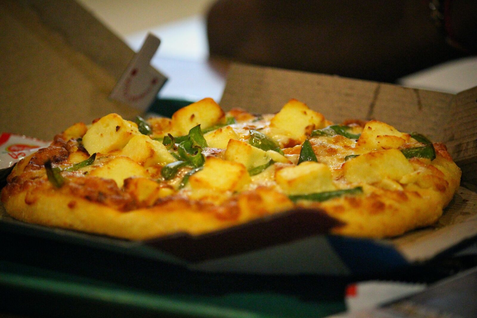 Canon EOS 700D (EOS Rebel T5i / EOS Kiss X7i) sample photo. Box, cheese, close, up photography