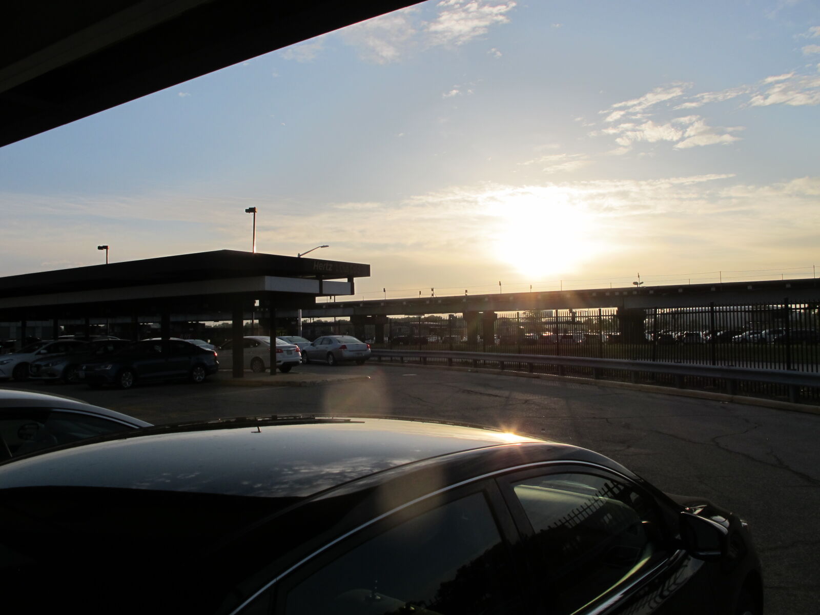 Canon PowerShot G11 sample photo. Airport, chicago, morning, o photography