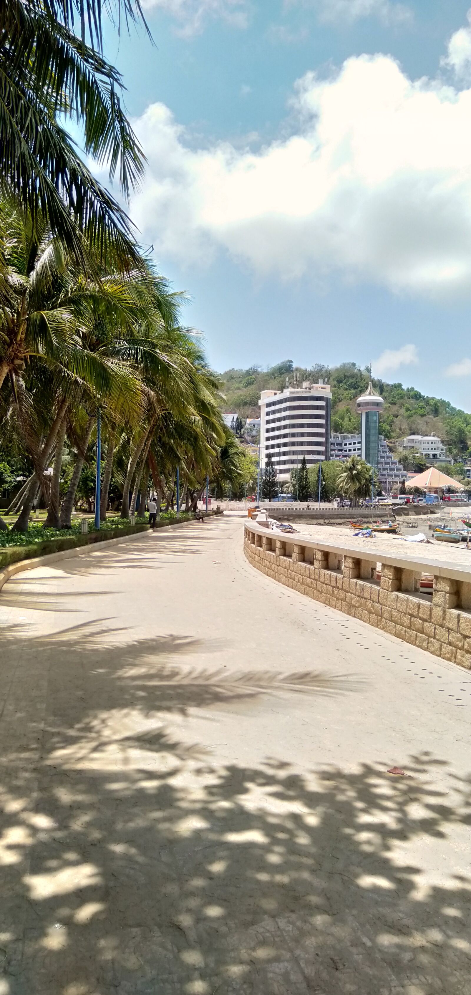 OPPO A3S sample photo. Children, goods, restaurants photography