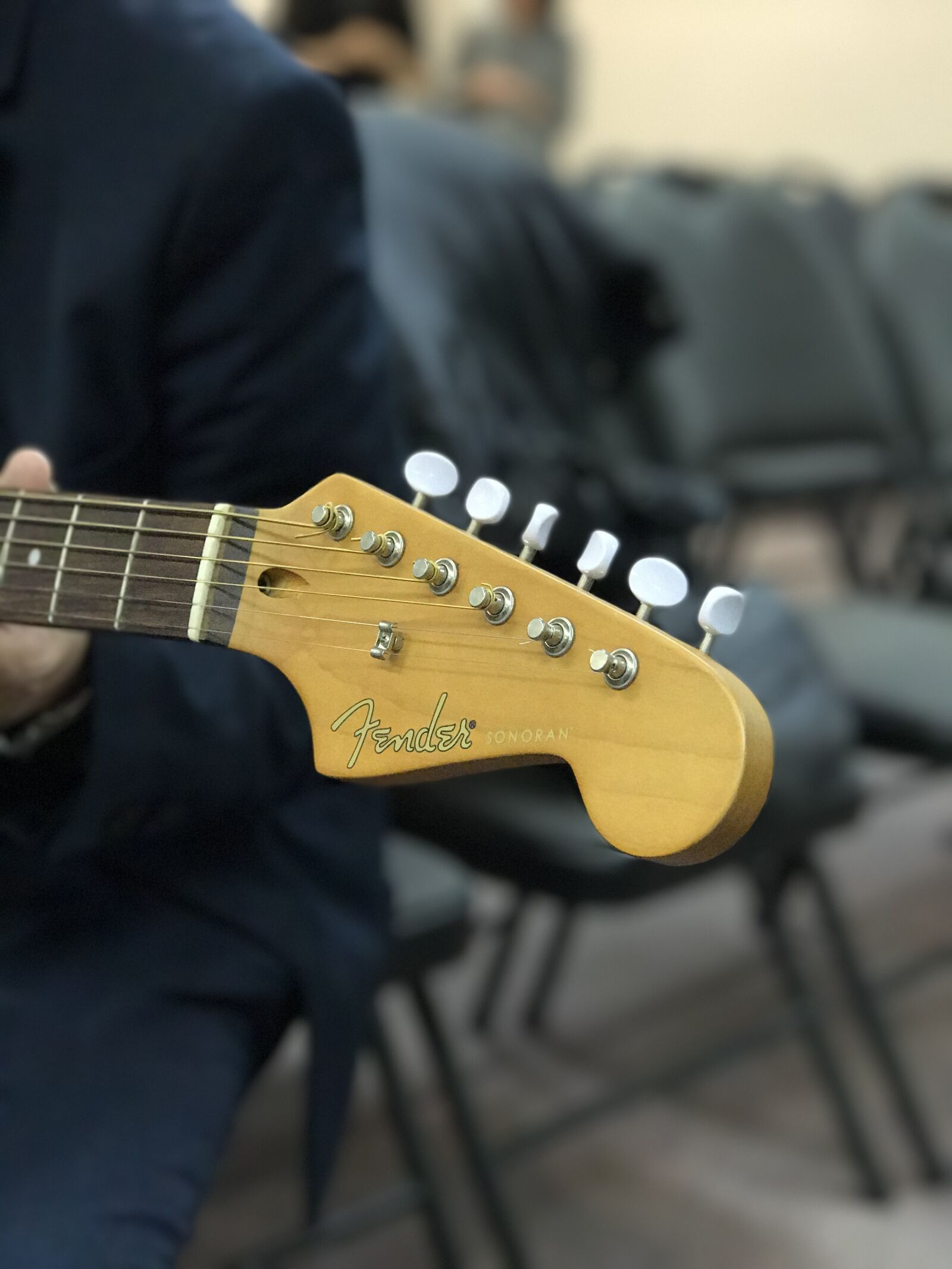 iPhone 7 Plus back iSight Duo camera 6.6mm f/2.8 sample photo. Fender, guitar, headstock photography