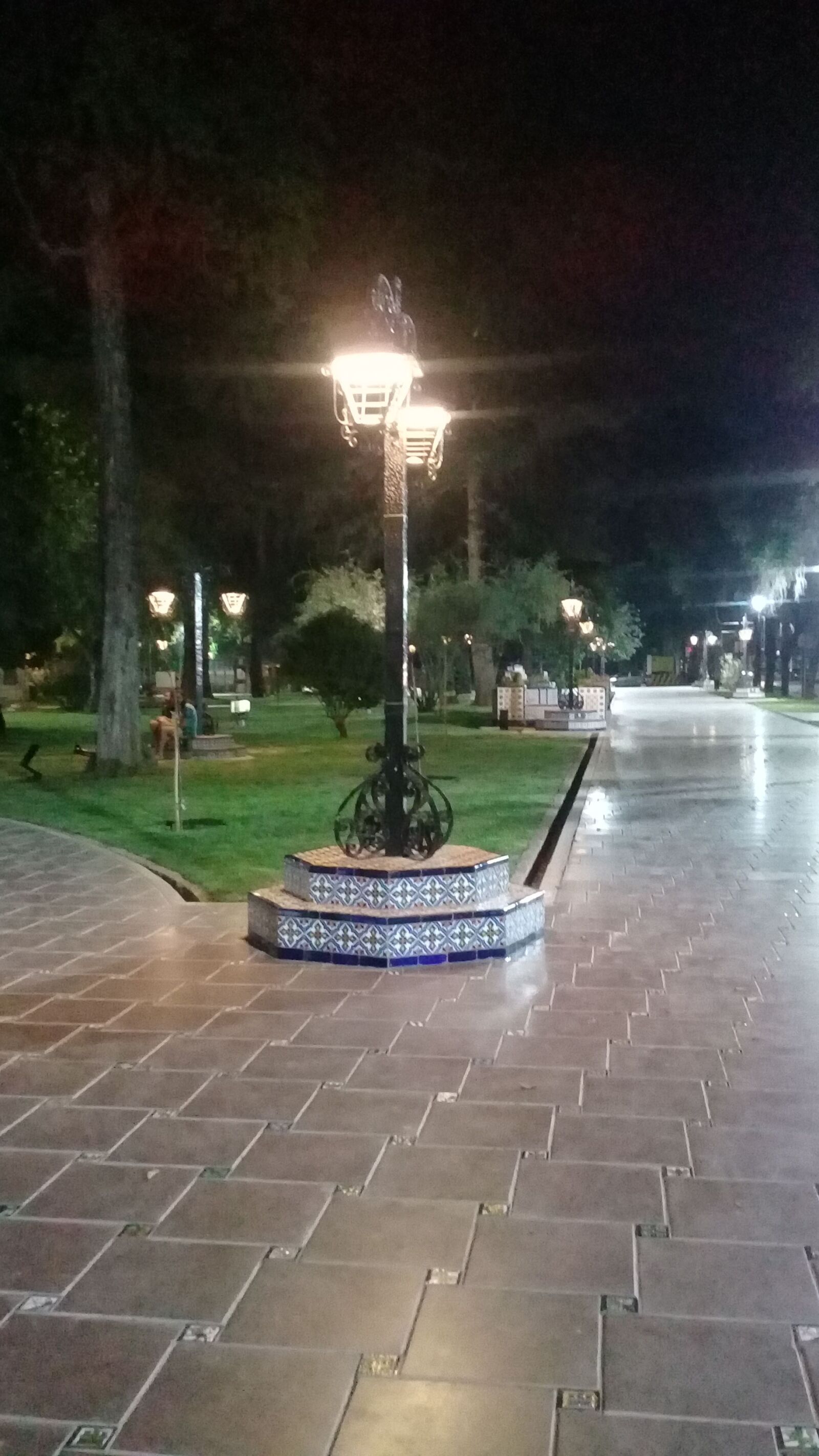 Samsung Galaxy J2 Prime sample photo. Plaza, city, architecture photography