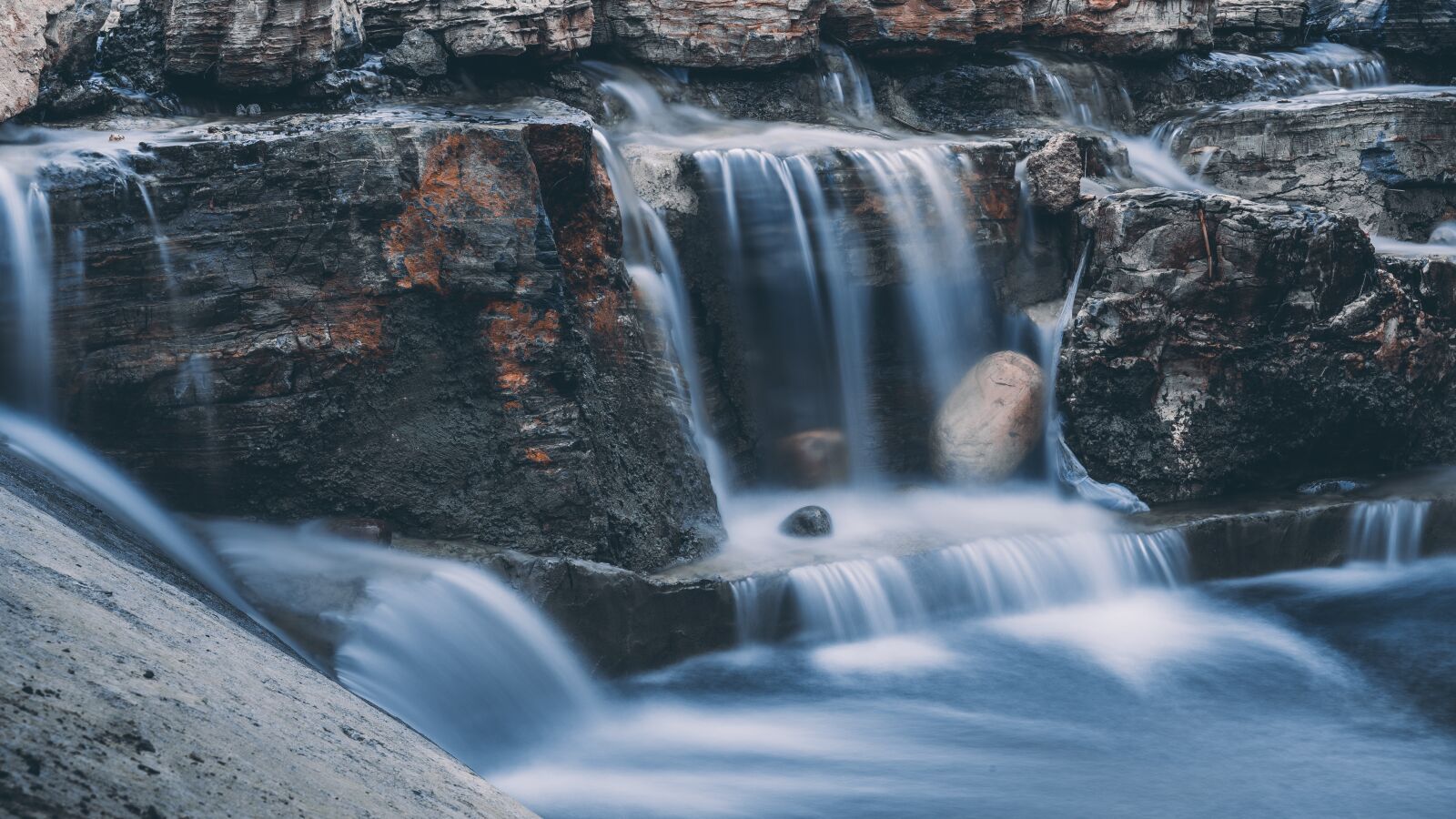 Sony a7 III sample photo. Water, running water, rock photography