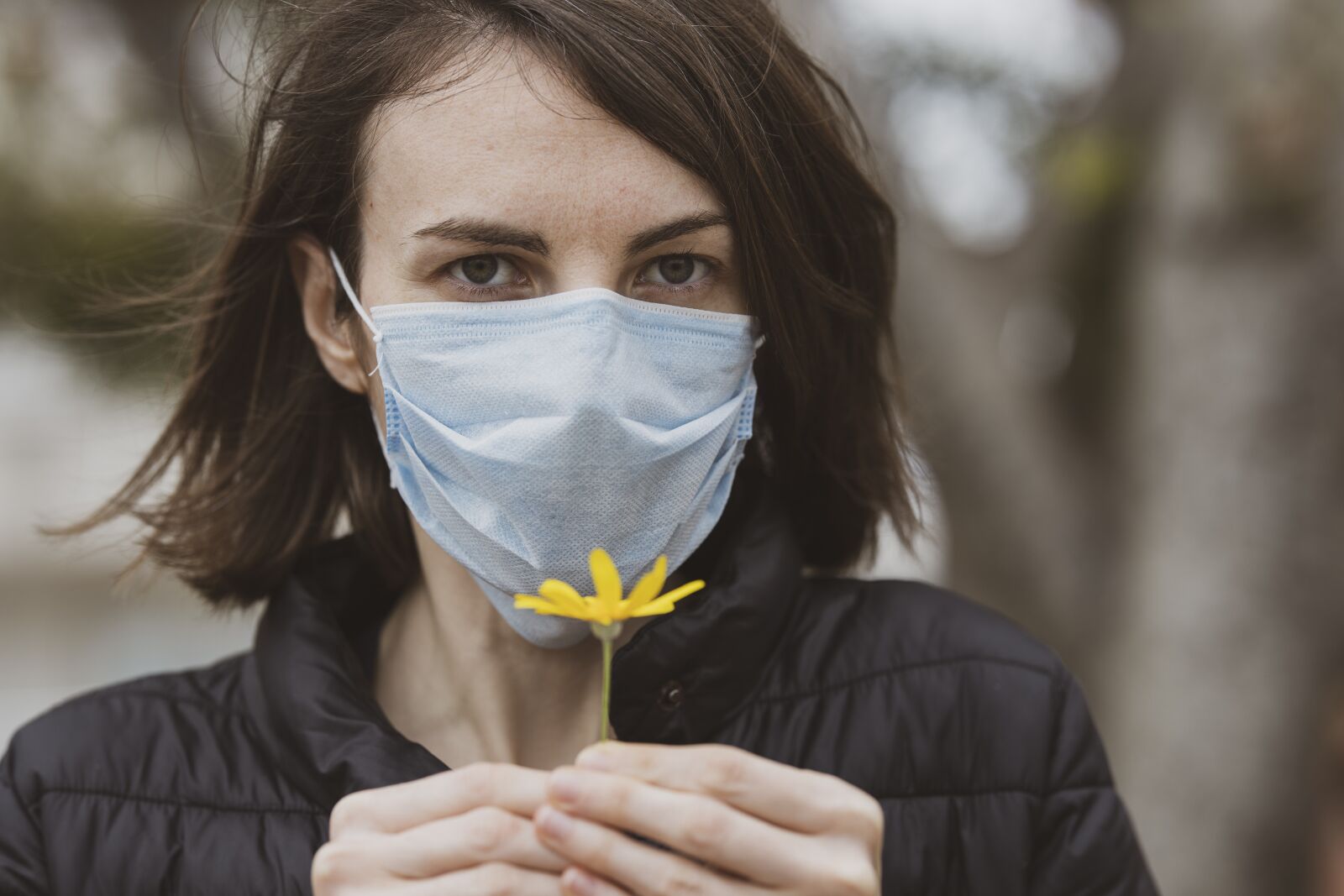 Canon EOS R + Canon RF 85mm F1.2L USM sample photo. Mask, coronavirus, quarantine photography
