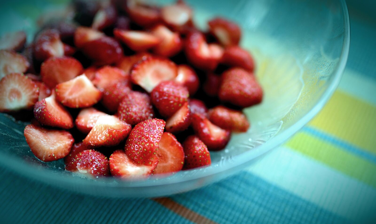 Nikon D610 sample photo. Strawberries, fruits, fruit photography