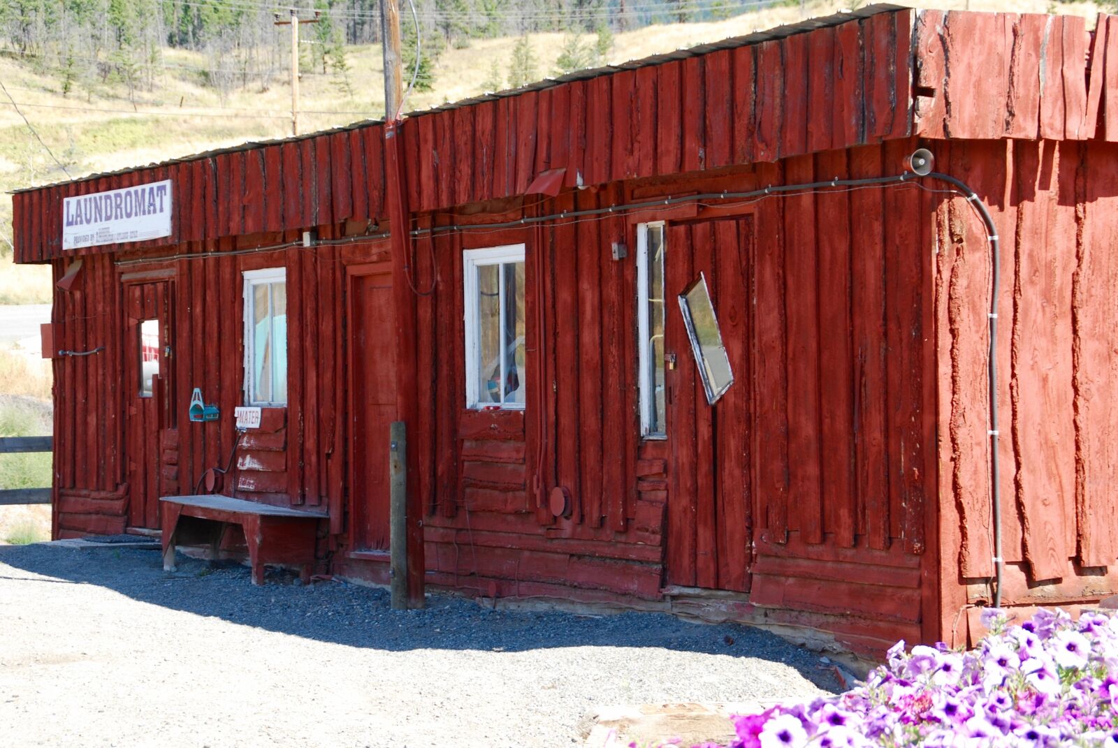 Nikon D60 sample photo. Laundry, indian landscape, canada photography
