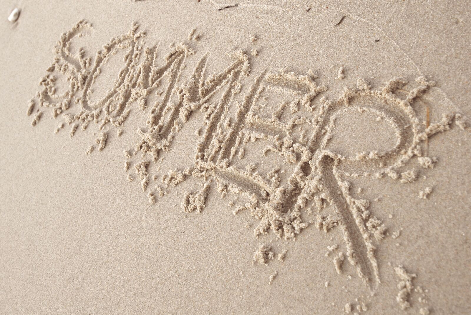 Nikon D200 sample photo. Summer, lettering, sand photography