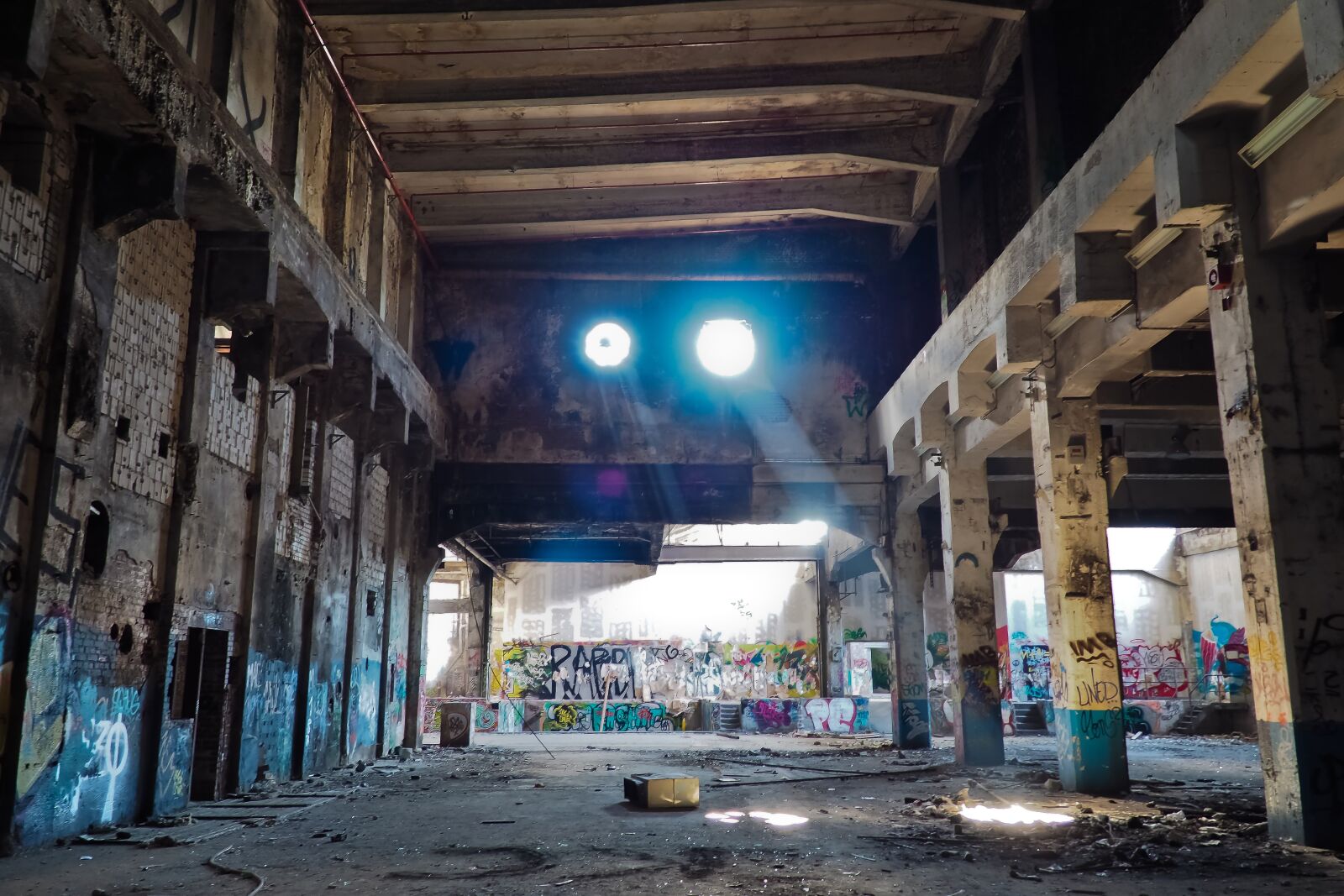 Olympus OM-D E-M10 sample photo. Lost places, factory, old photography