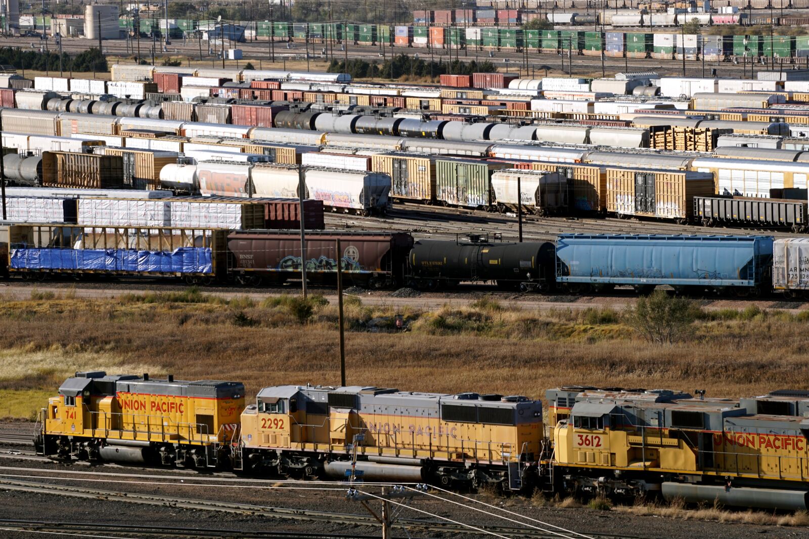 Sony E 55-210mm F4.5-6.3 OSS sample photo. Railroad classification yard, railroad photography