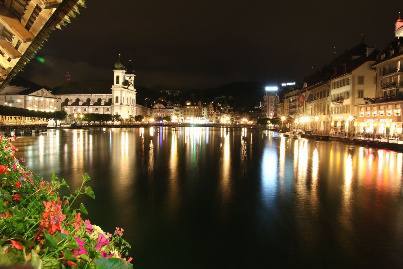 Canon EOS 70D sample photo. Swiss, night view, bamsi photography