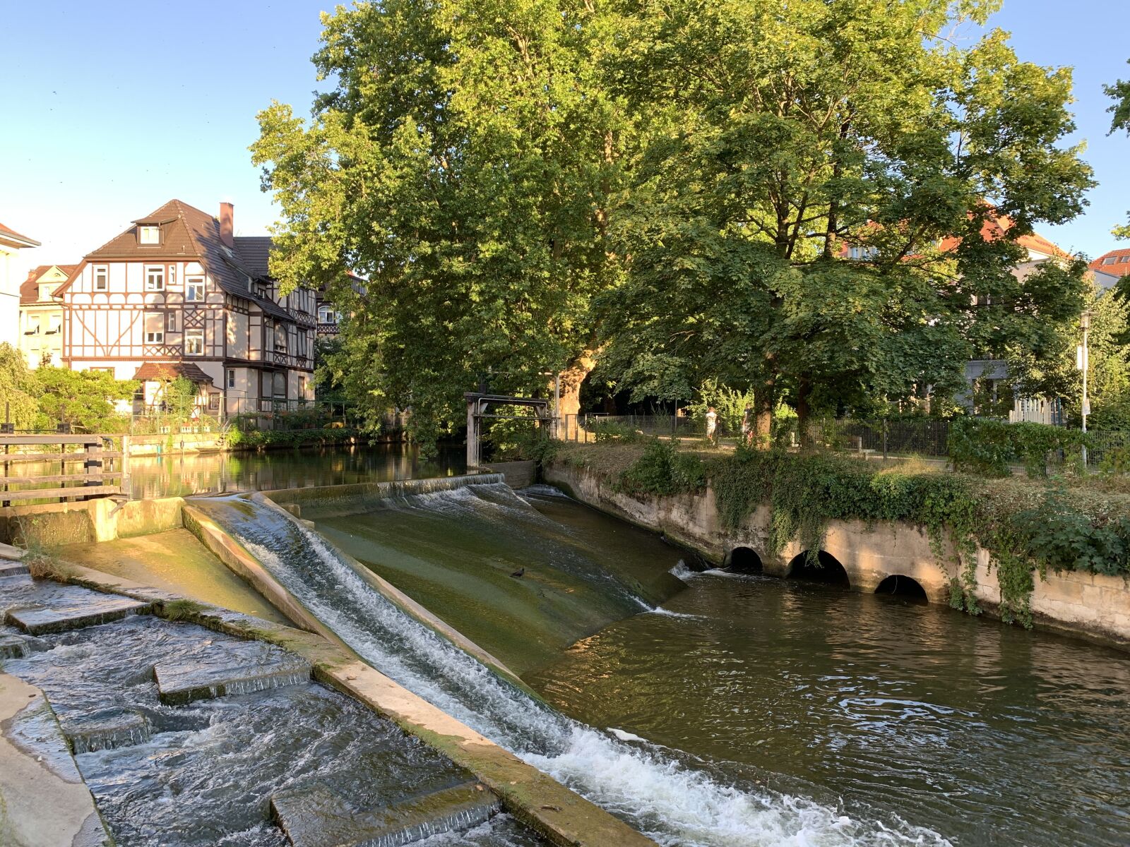 iPhone XR back camera 4.25mm f/1.8 sample photo. Esslingen, neckar, baden w photography