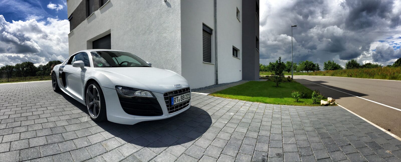 iPhone 6 Plus back camera 4.15mm f/2.2 sample photo. Audi, r8, sports car photography