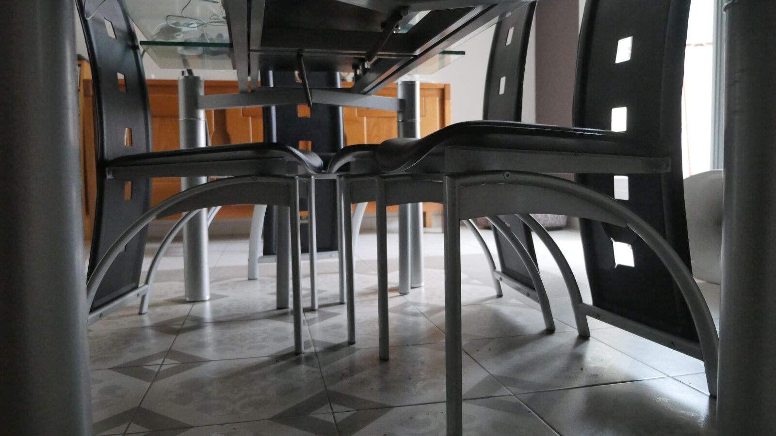 Panasonic Lumix DMC-GH4 sample photo. Table, house, home photography