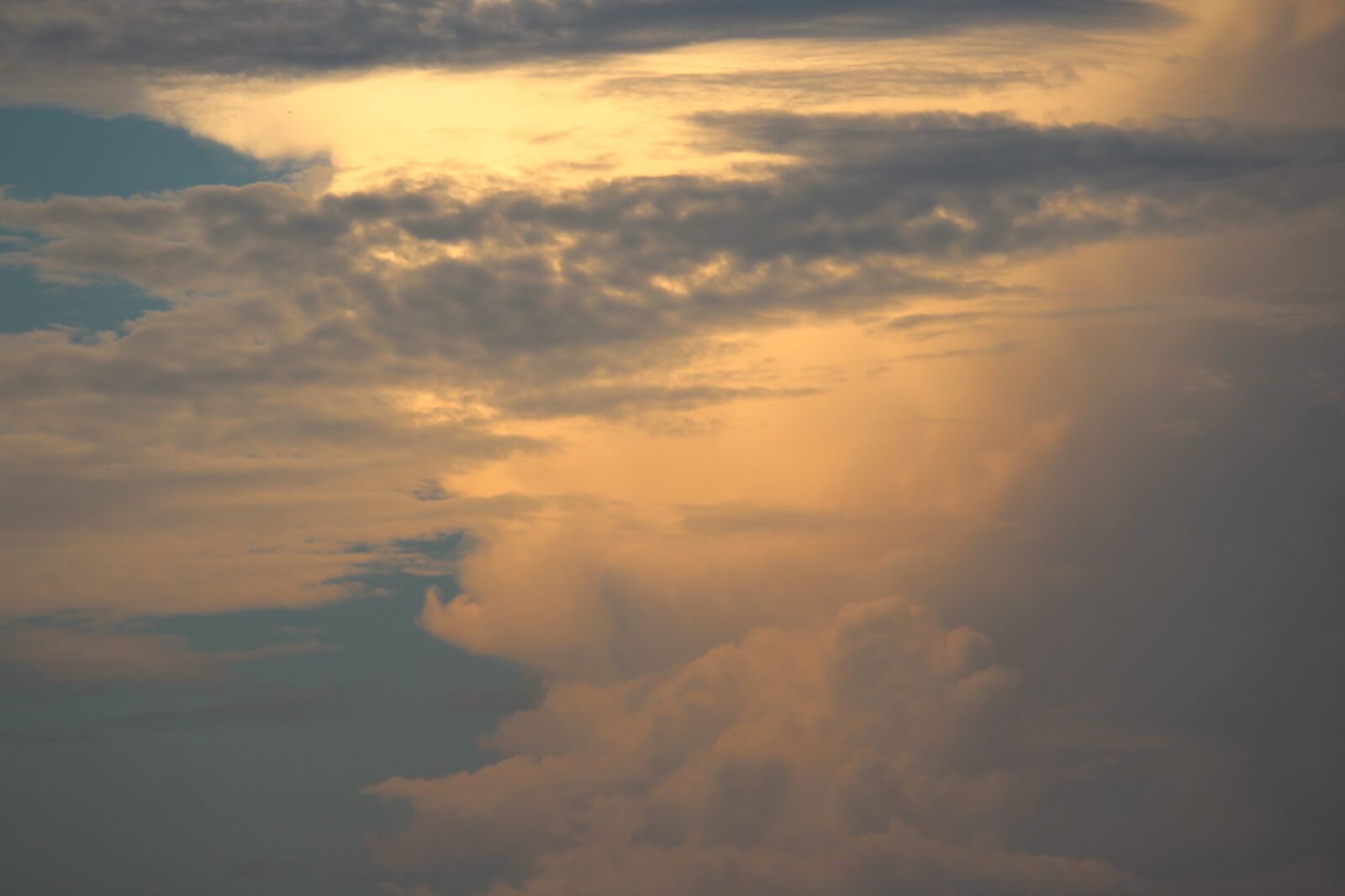 Canon EOS 1200D (EOS Rebel T5 / EOS Kiss X70 / EOS Hi) sample photo. Sky, clouds, cumulus photography