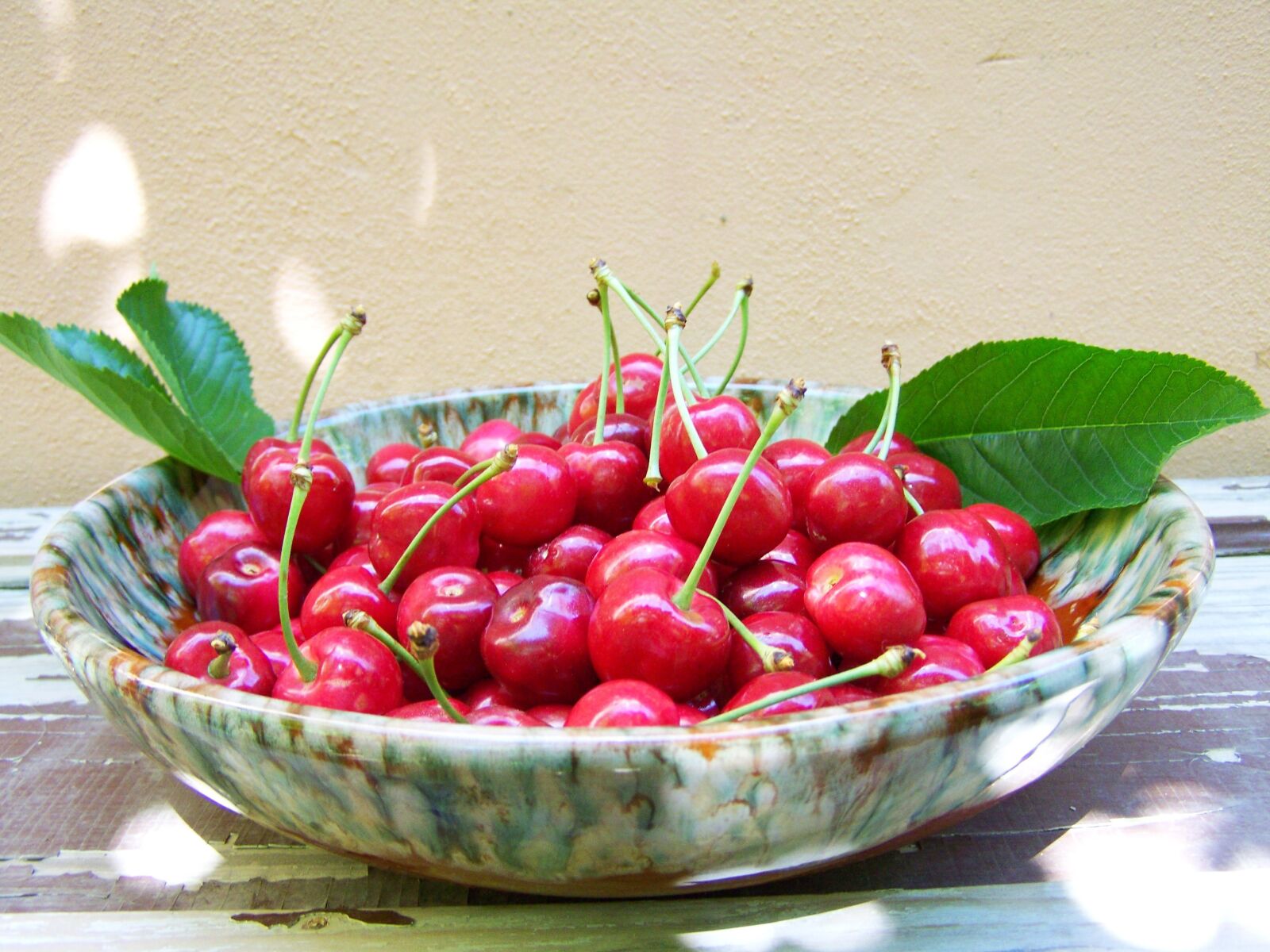 Kodak EASYSHARE ZD710 ZOOM DIGITAL CAMERA sample photo. Cherry, ripe fruit, red photography