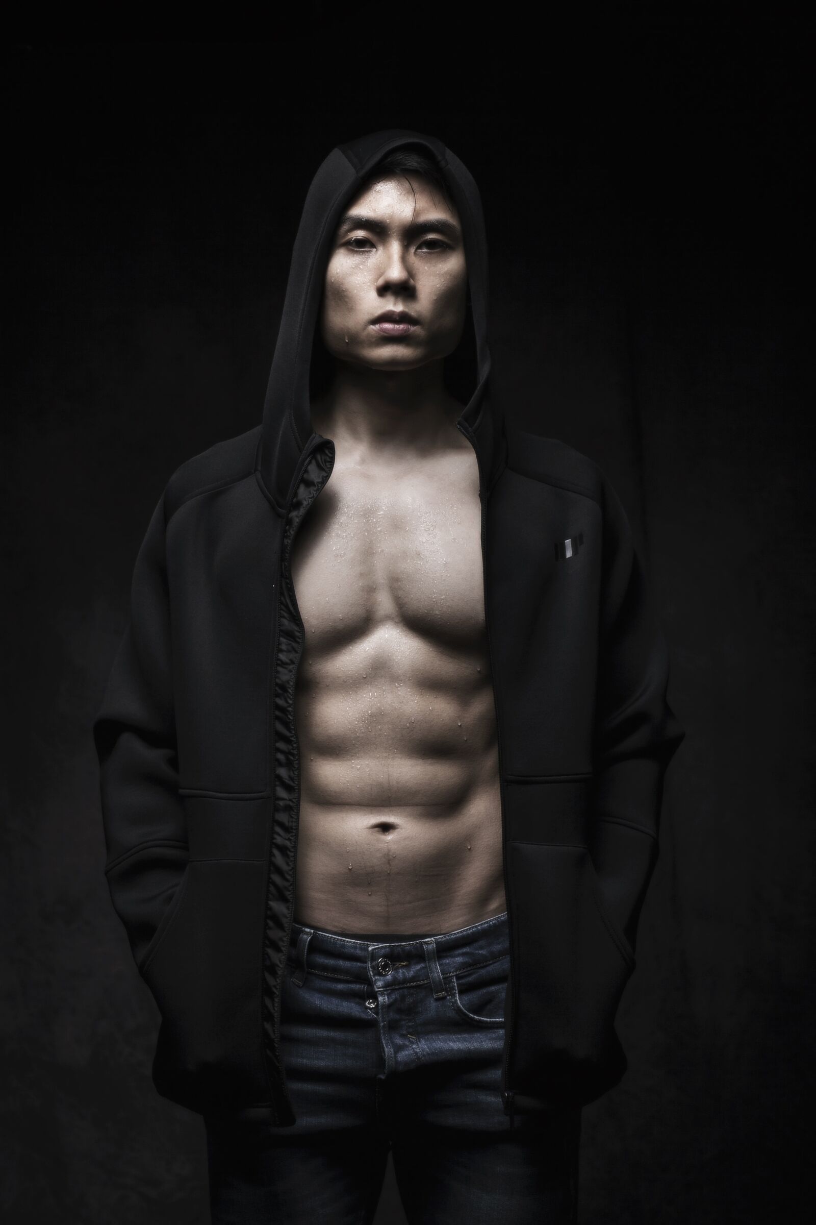 Canon EF 85mm F1.8 USM sample photo. Man, muscle, body photography
