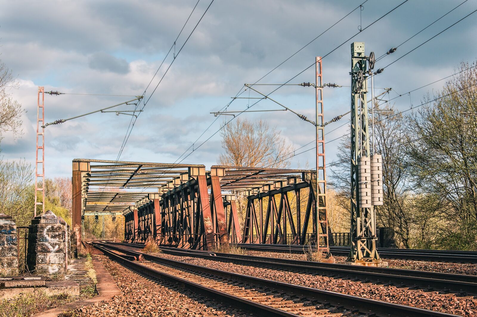 Sony Alpha DSLR-A550 sample photo. Train, railway, transport system photography