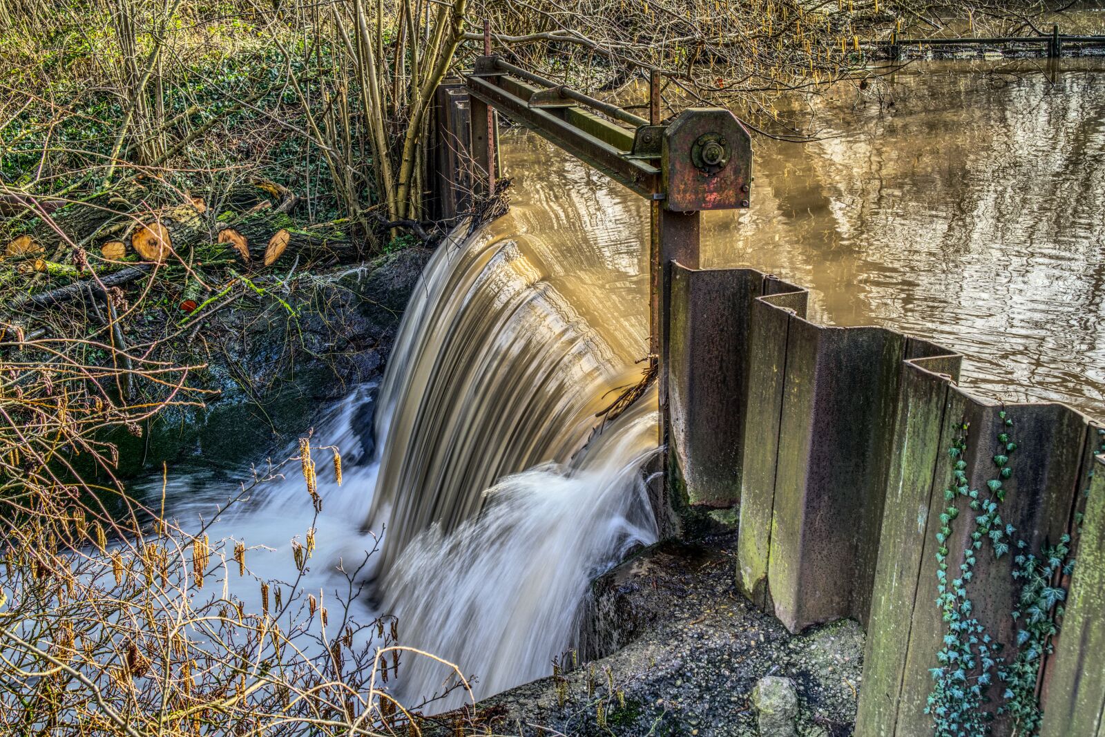 Sony a6000 + Sony E 35mm F1.8 OSS sample photo. Waterfall, movement, wave photography