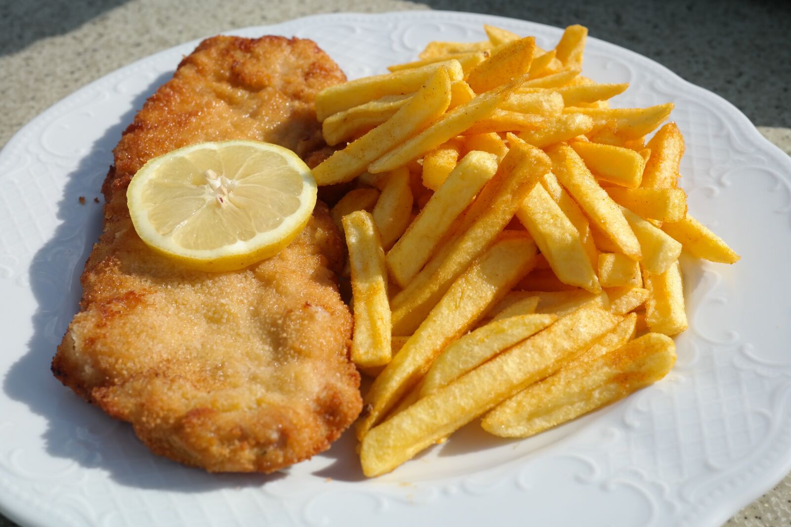 Samsung NX300 sample photo. Schnipo, schnitzel with fries photography