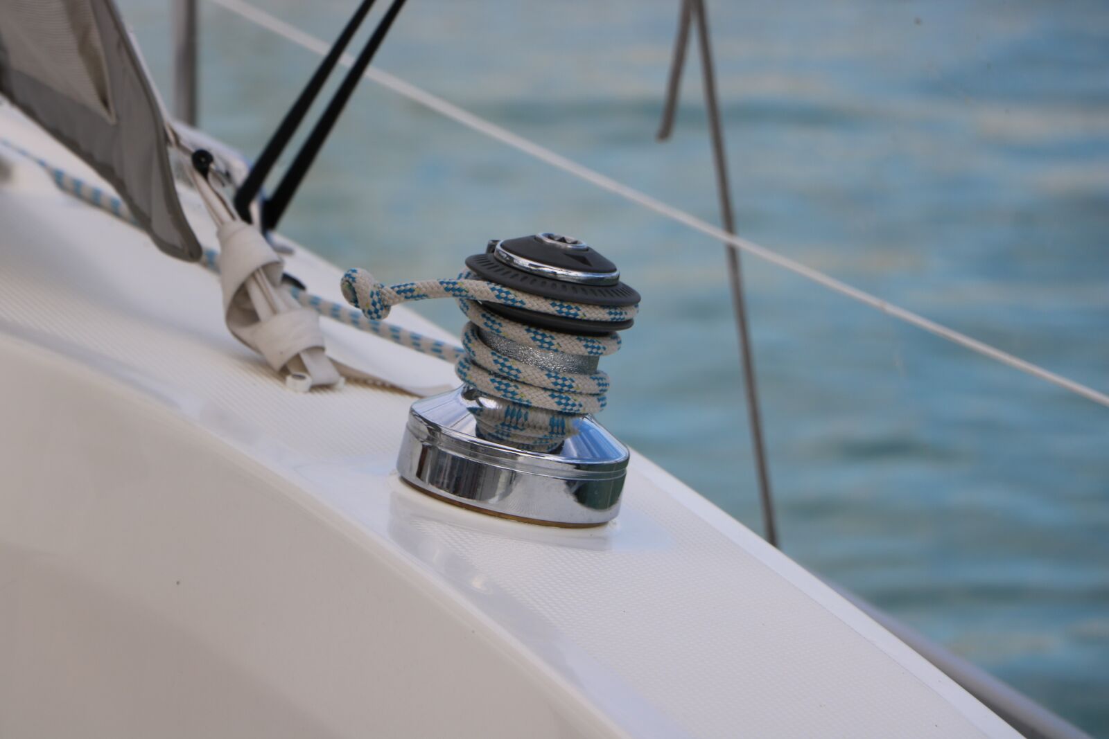 Canon EOS 760D (EOS Rebel T6s / EOS 8000D) sample photo. Winch, rope, sailing boat photography
